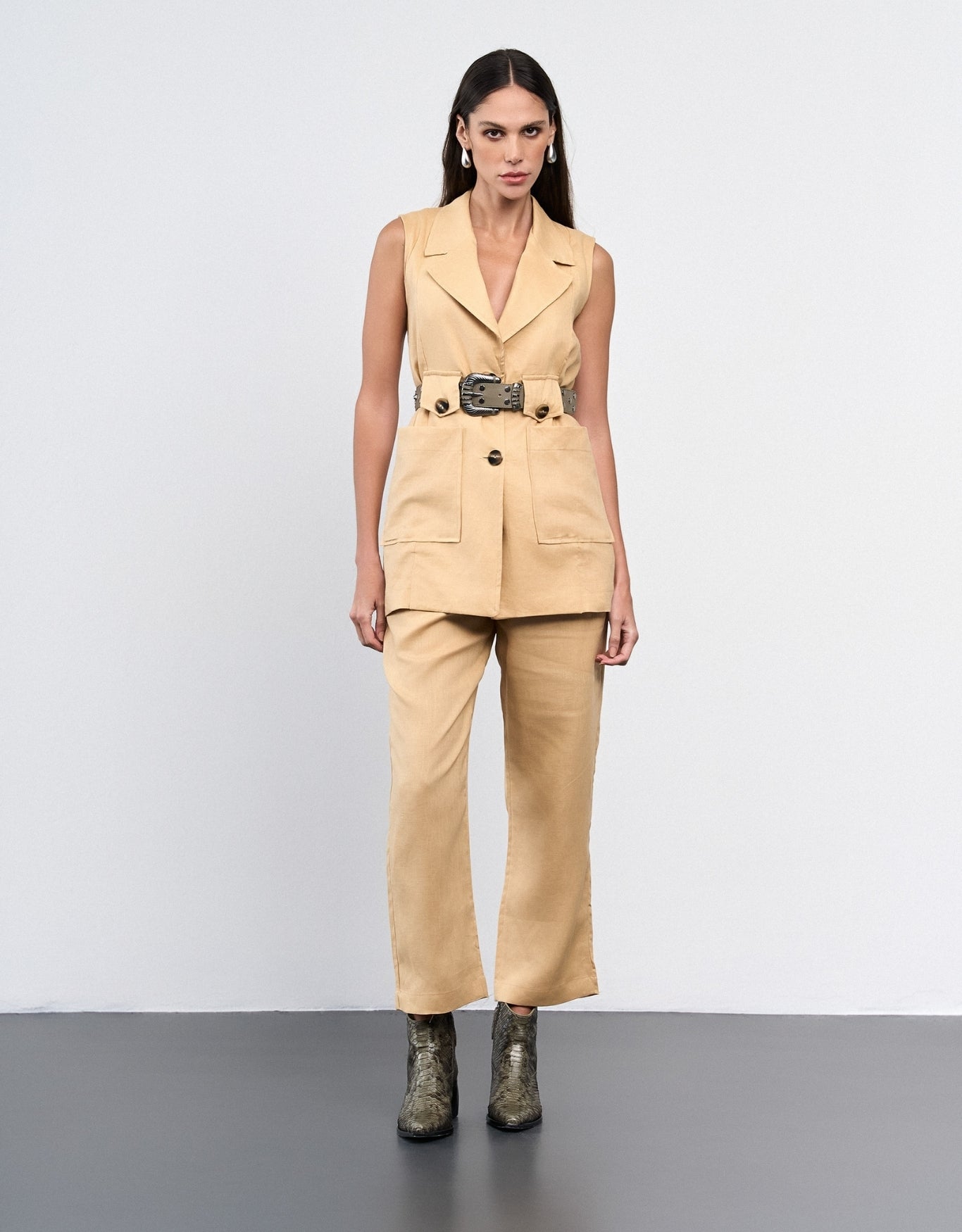 CALÇA ANNA MADRE REINA LINHO DESERT