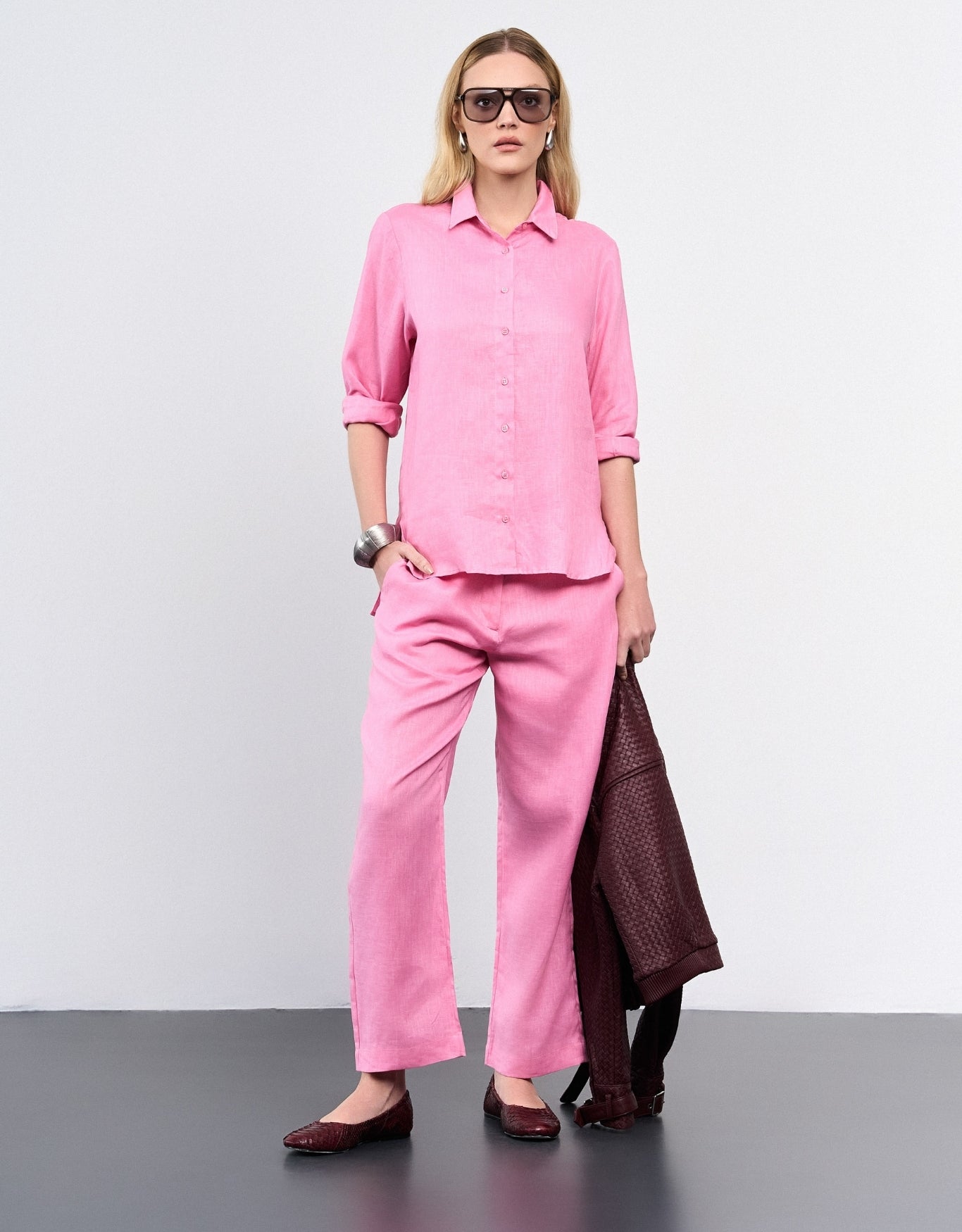 CALÇA ANNA MADRE REINA LINHO ROSA CRISTAL