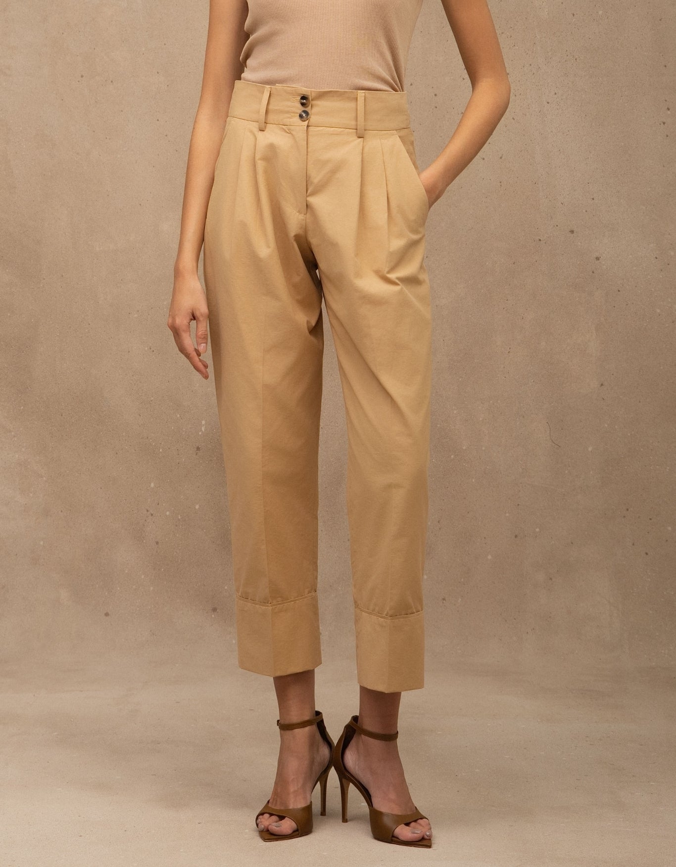 CALÇA CLÉO MADRE REINA ALFAIATARIA AREIA