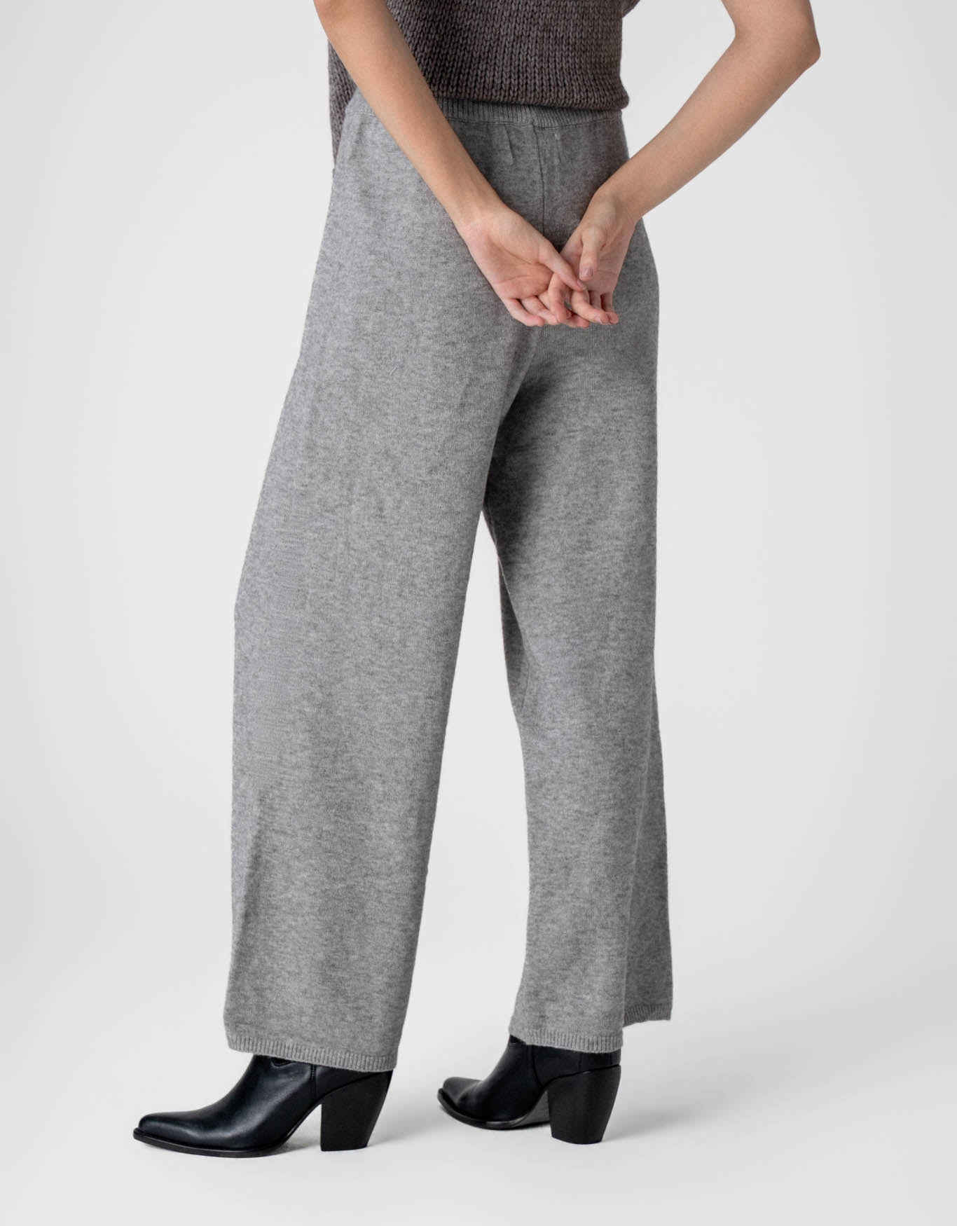 CALÇA GEORGIA MADRE REINA CINZA