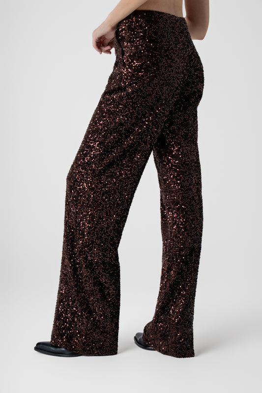 CALÇA GISELLE MADRE REINA CAFÉ