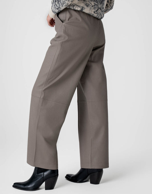 CALÇA IRIS MADRE REINA COURO CINZA