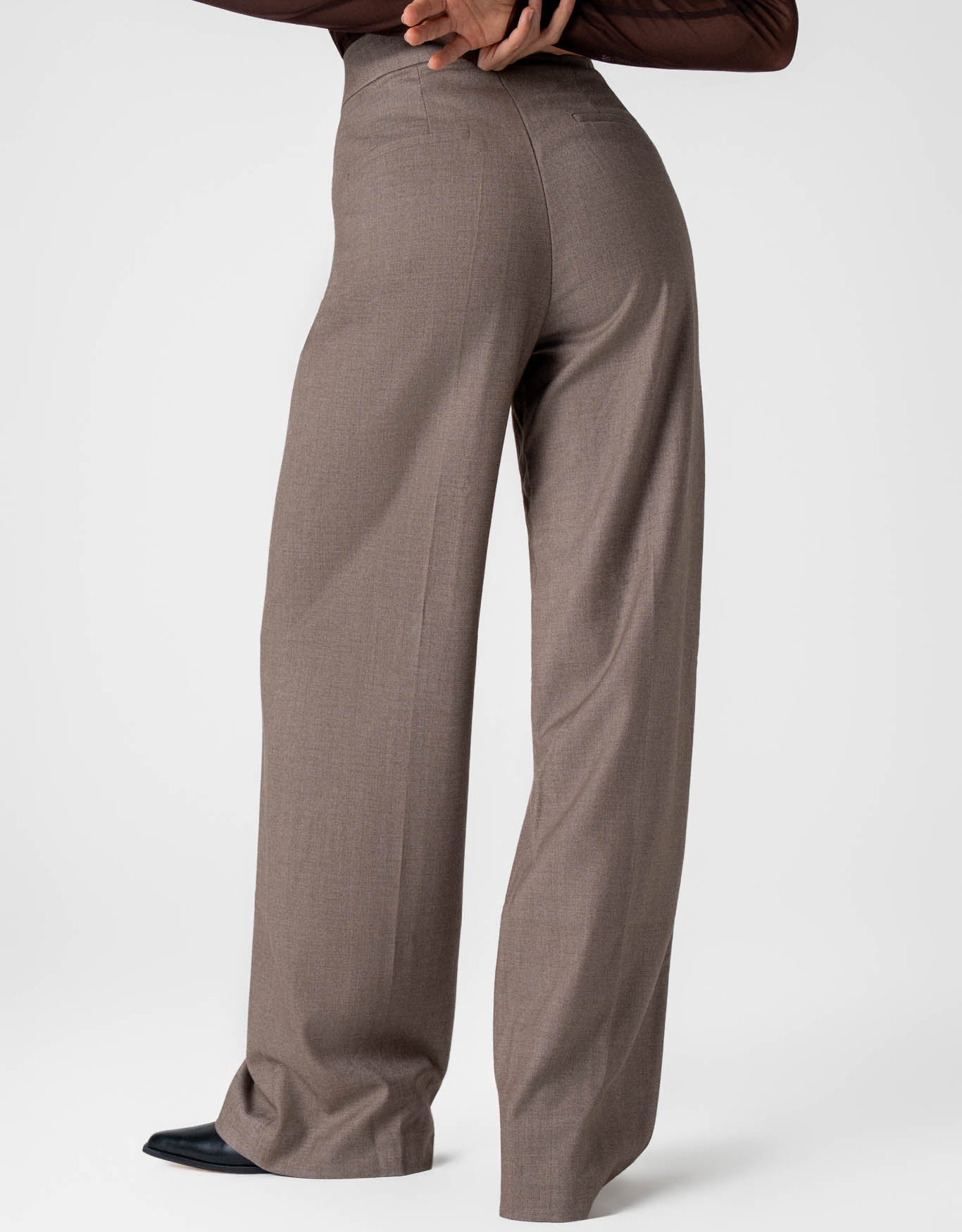 CALÇA ISABEL MADRE REINA TAUPE