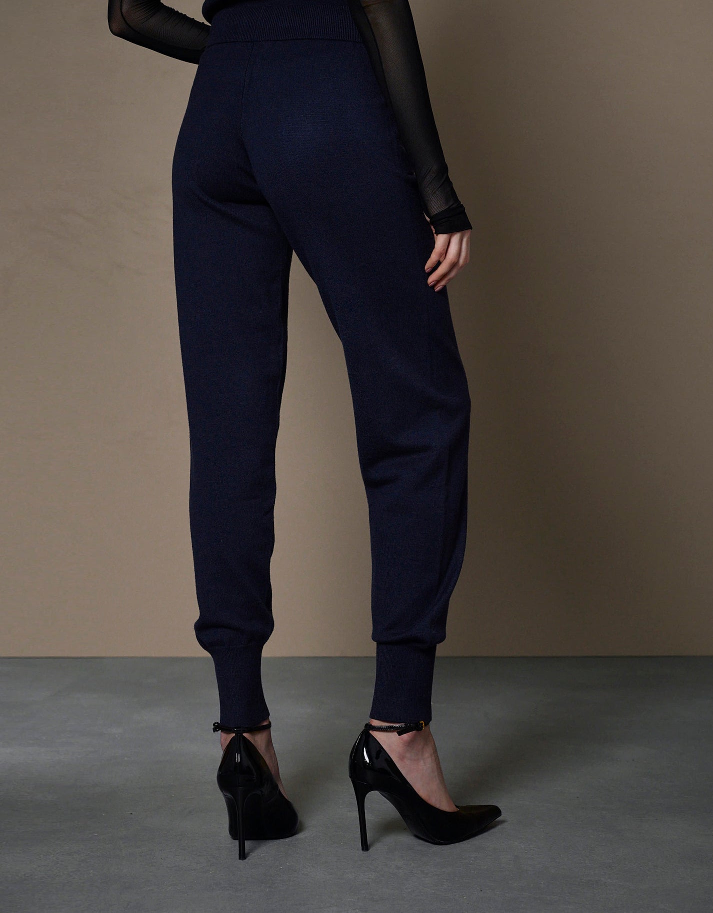 CALÇA JOGGING MADRE REINA TRICOT AZUL MARINE