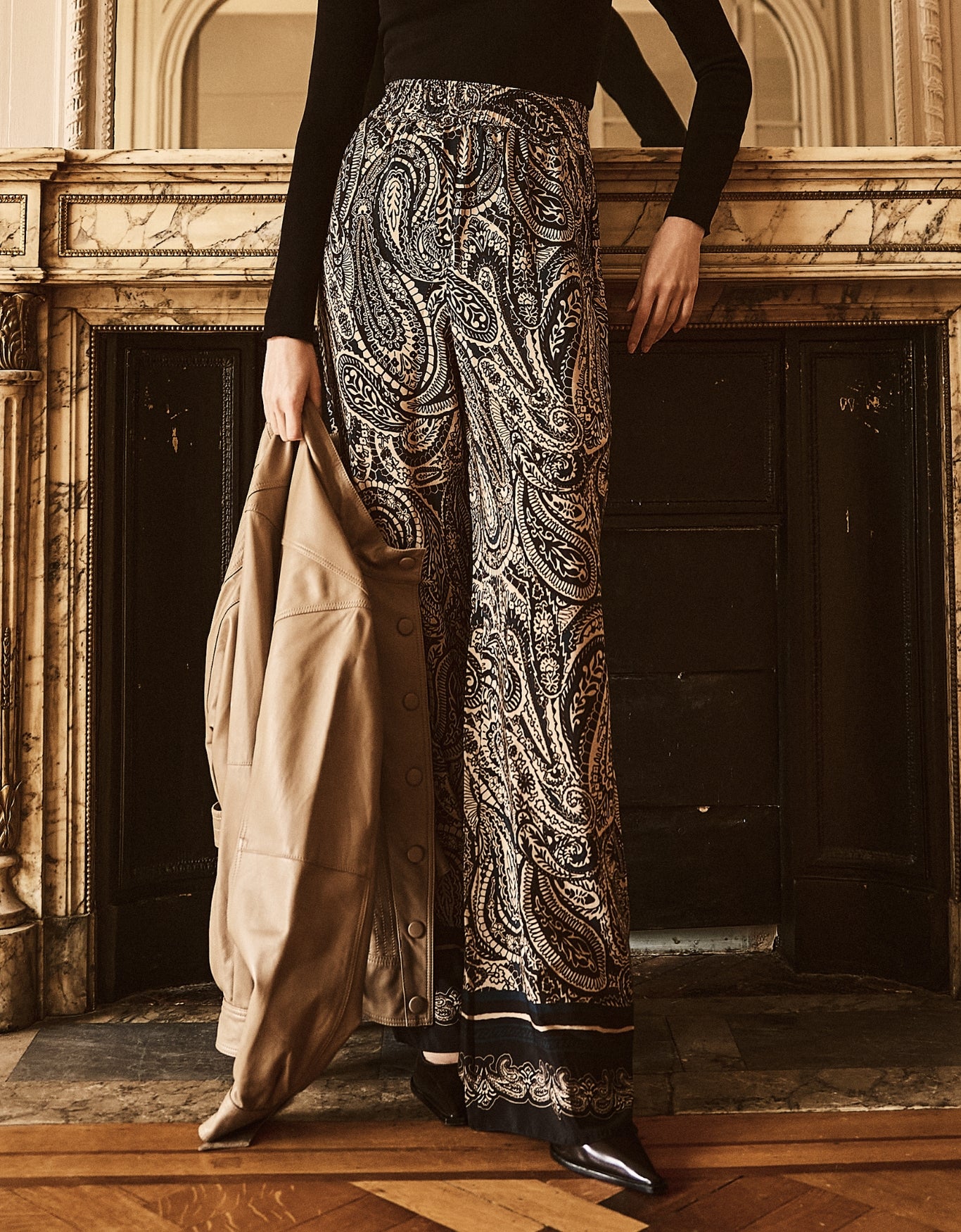 CALÇA LAGUNA MADRE REINA SEDA SCARF CASH