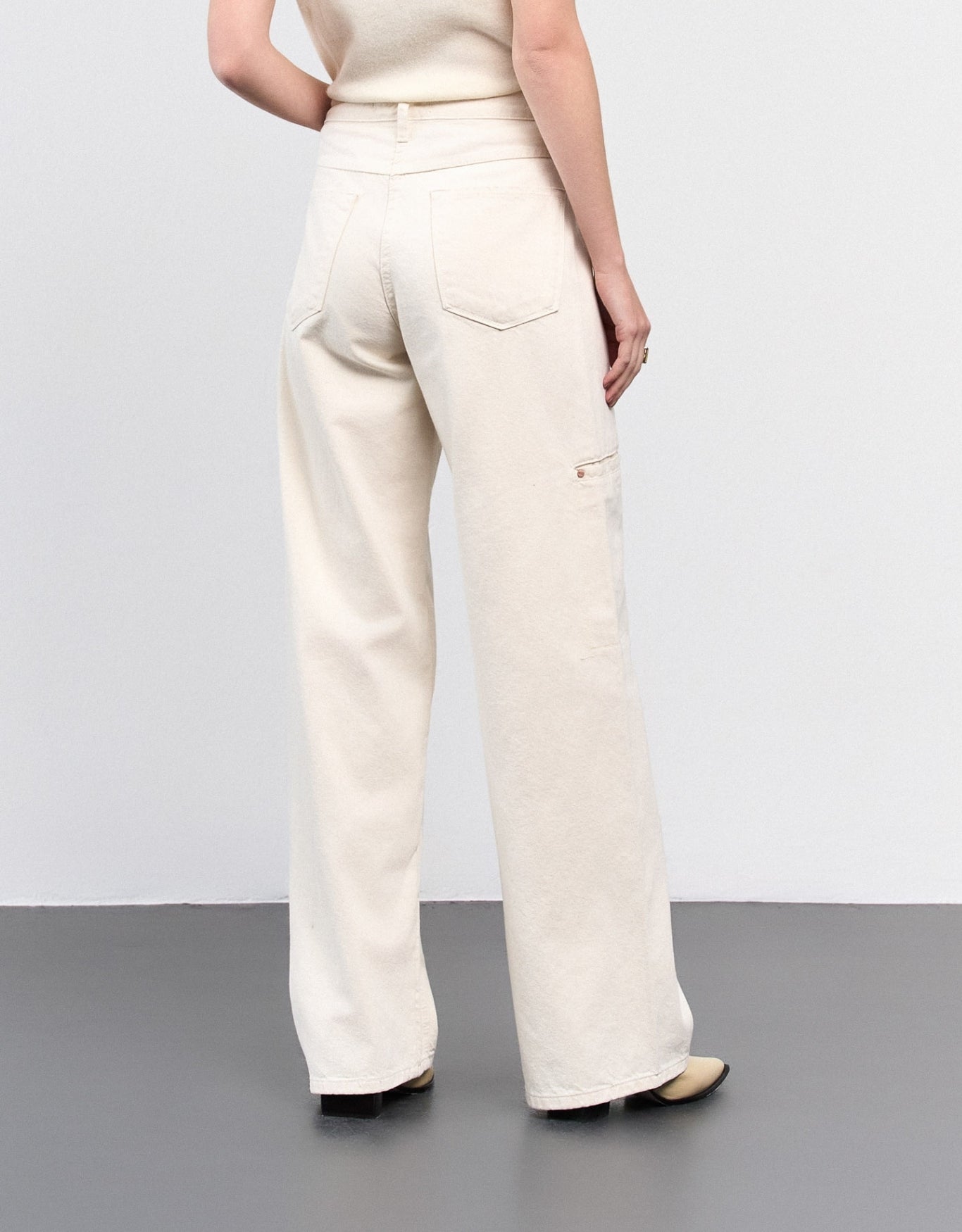 CALÇA LEONA MADRE REINA JEANS OFF WHITE