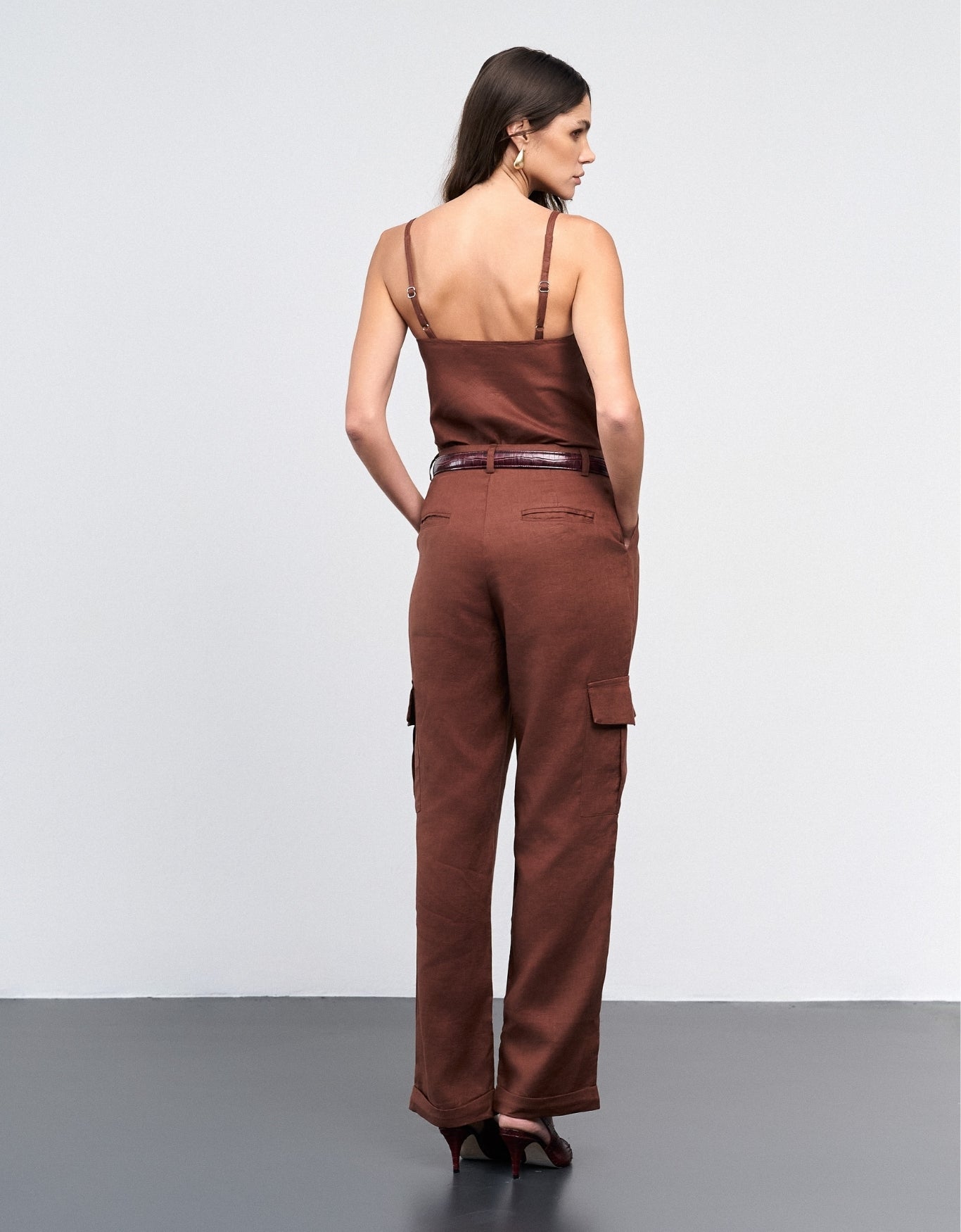 CALÇA LINEN BOLSOS MADRE REINA LINHO COFFEE