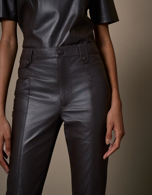 CALÇA MADRE REINA MALHA COM COURO MADEIRA