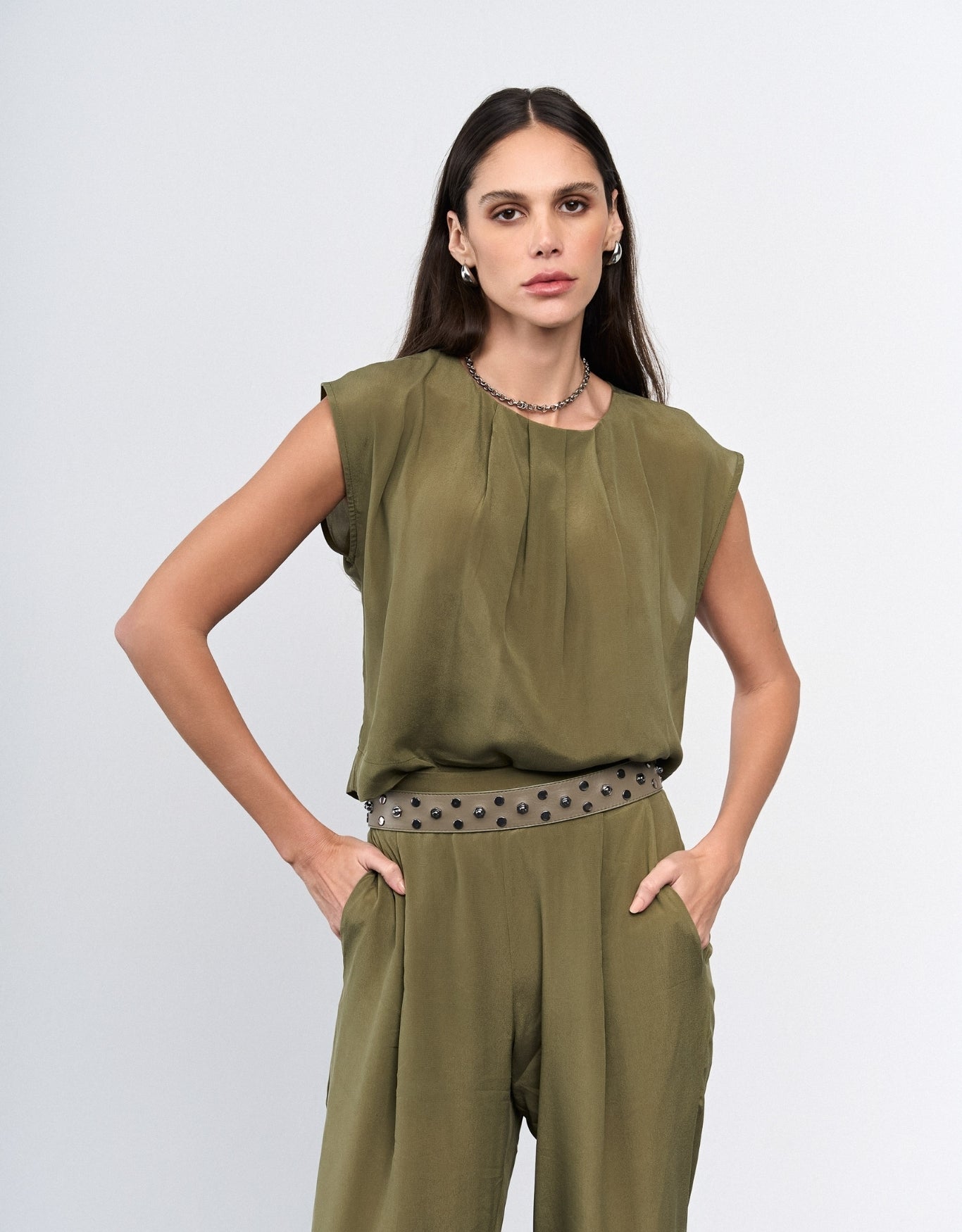 CALÇA MELINA MADRE REINA SEDA GREIGE