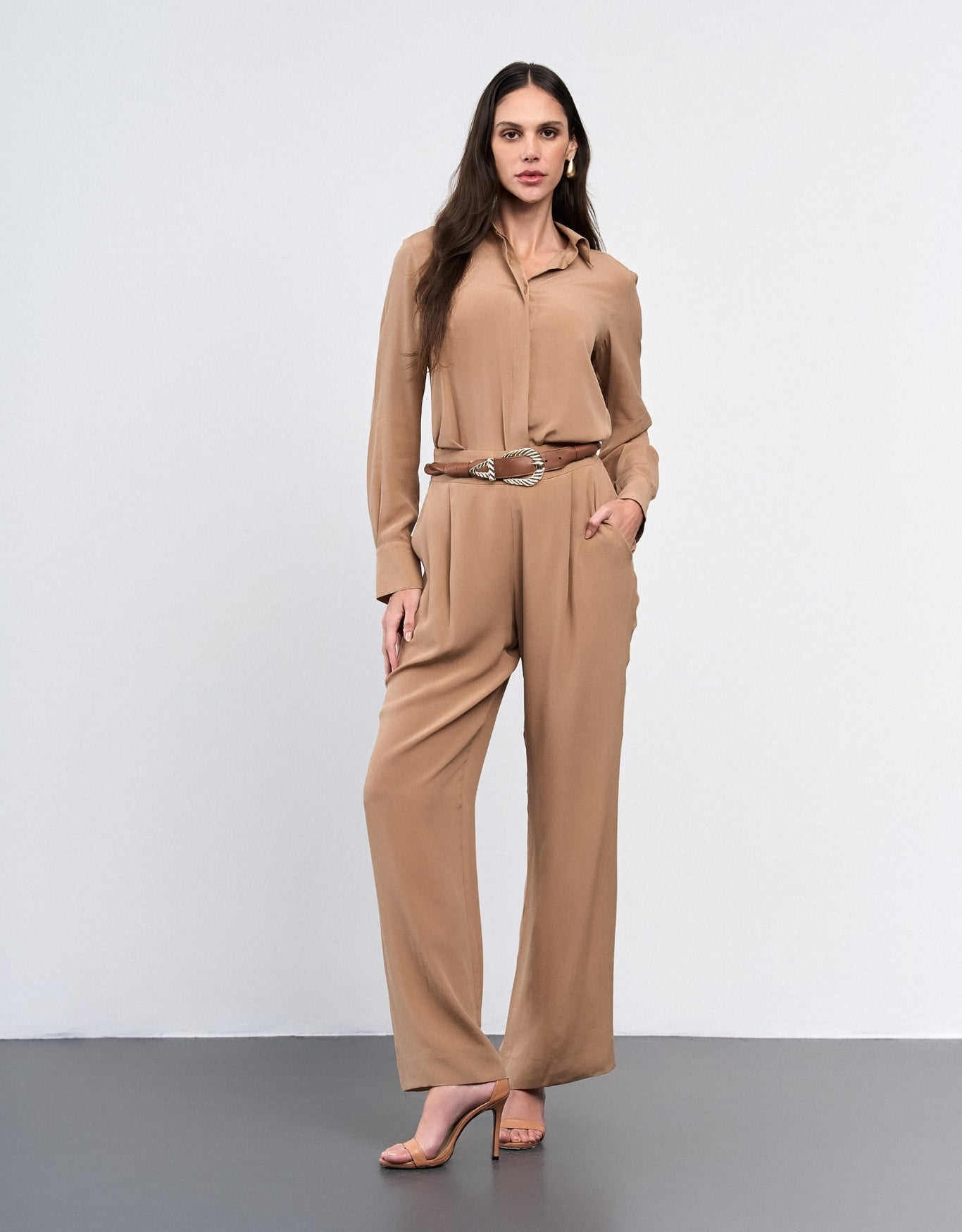 CALÇA MELINA MADRE REINA SEDA MOCCA