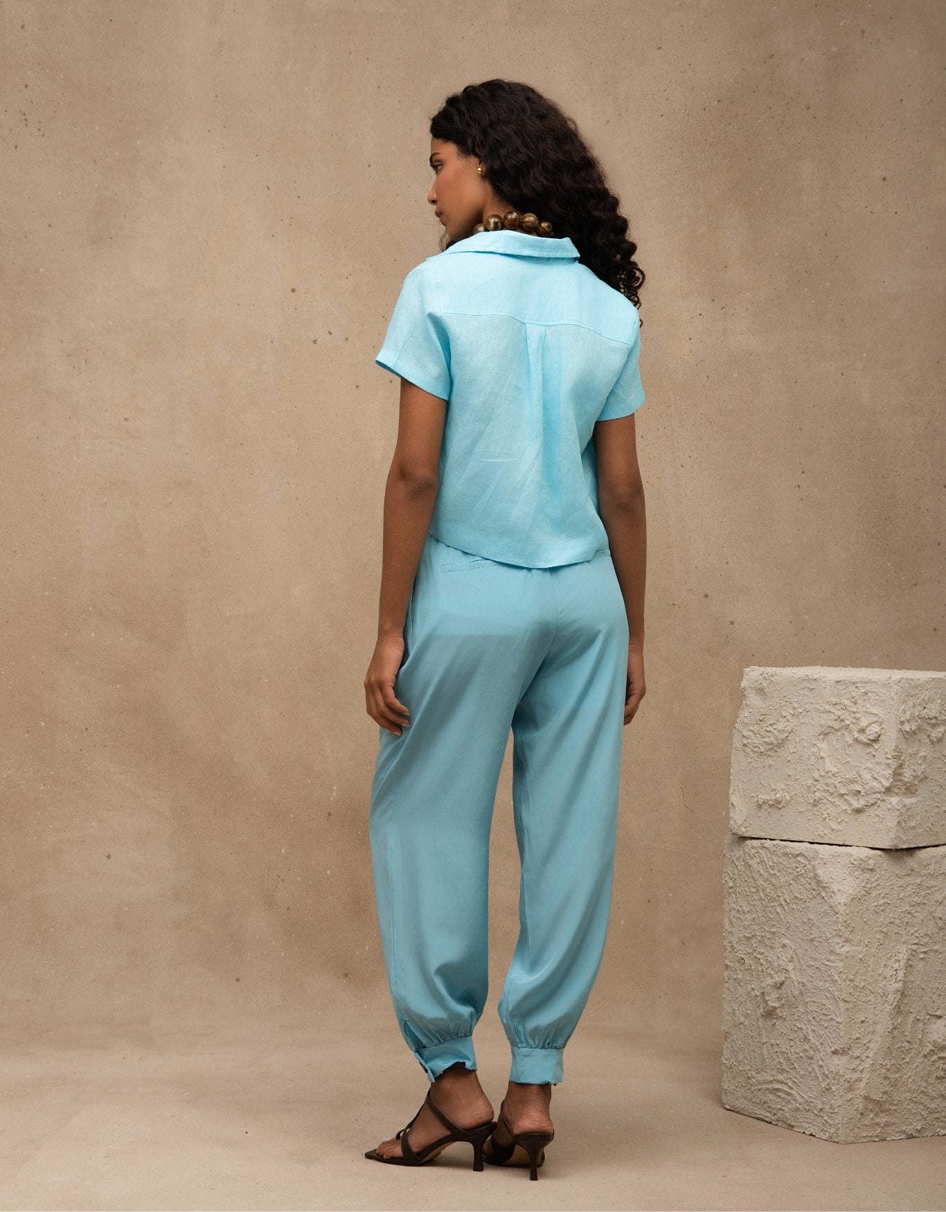 CALÇA REBECA MADRE REINA SEDA AZUL TURQUESA