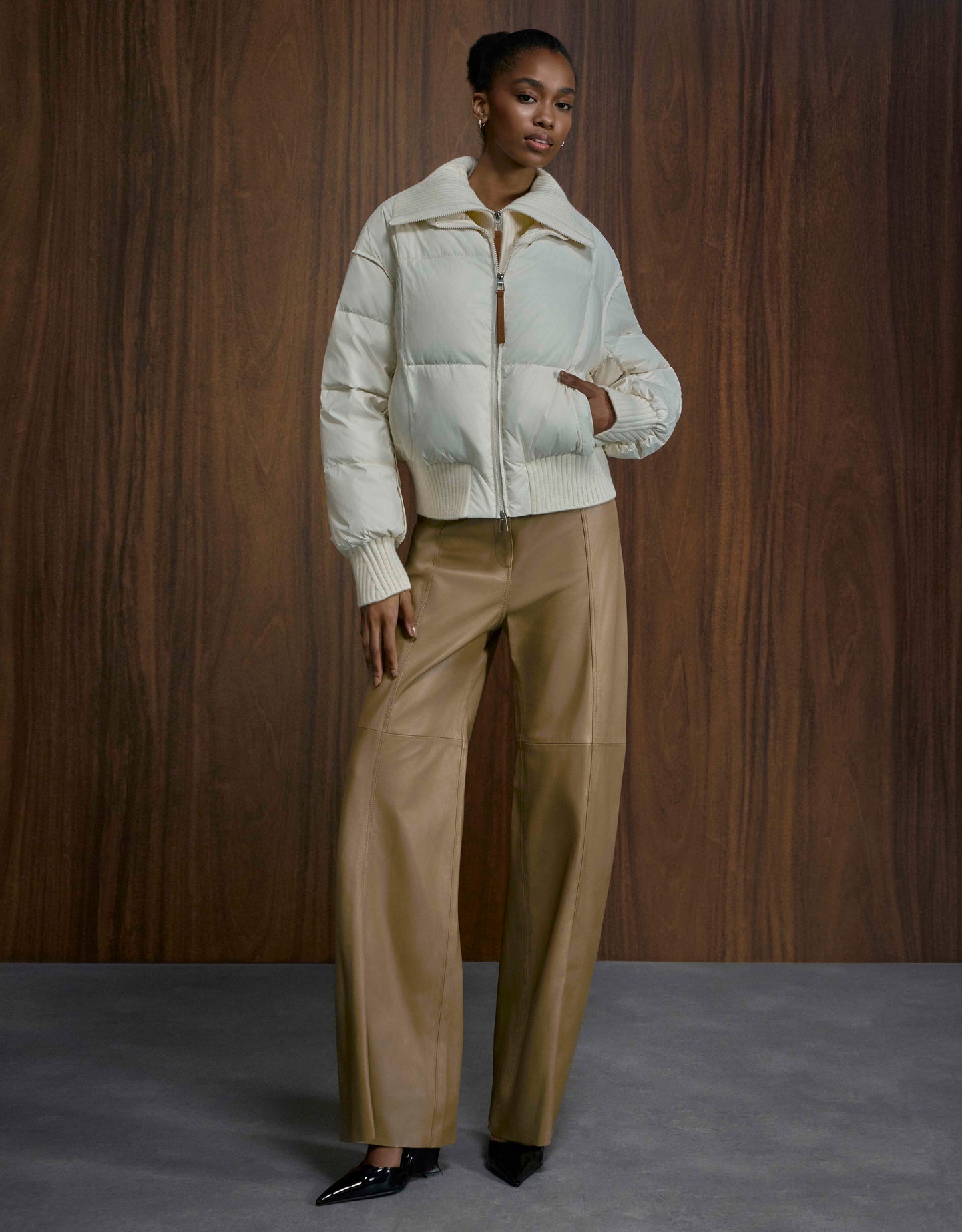 CALÇA WIDE BRUNA MADRE REINA COURO ARGILA THUNDRA