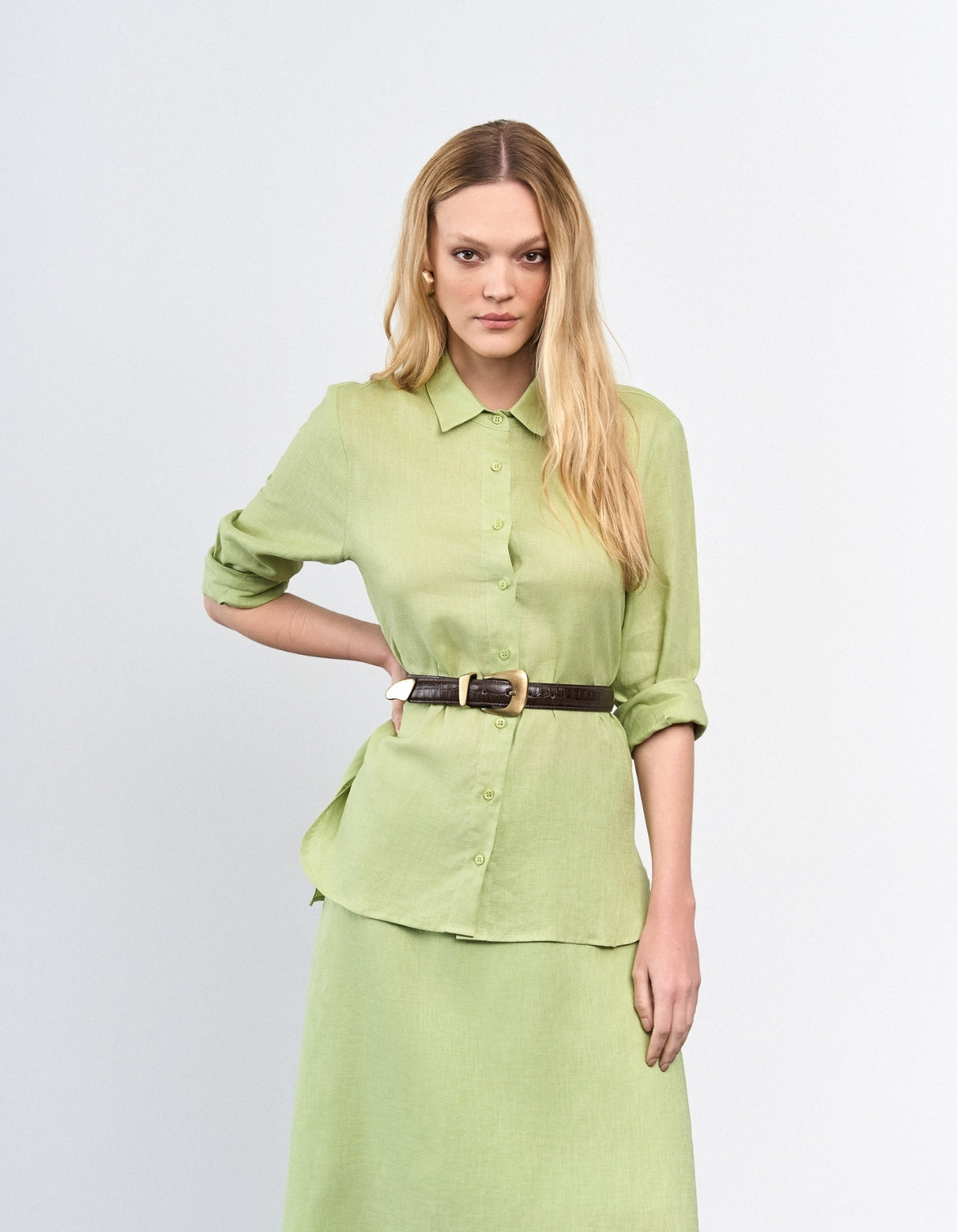 CAMISA ANNA MADRE REINA LINHO VERDE SHADOW