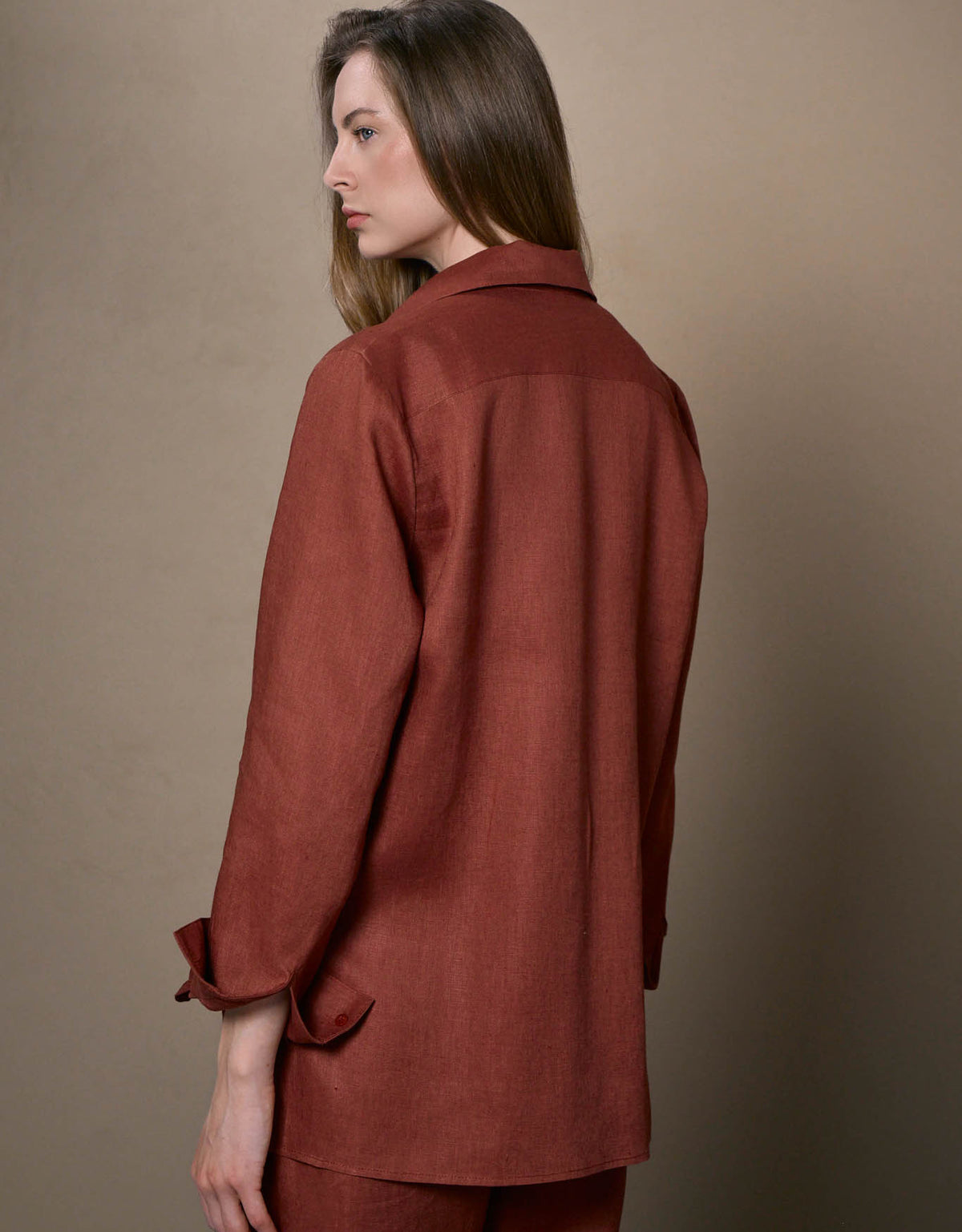 CAMISA ANNA MADRE REINA LINHO CANELA