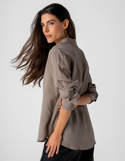 CAMISA CLÁSSICA MADRE REINA SEDA FENDI