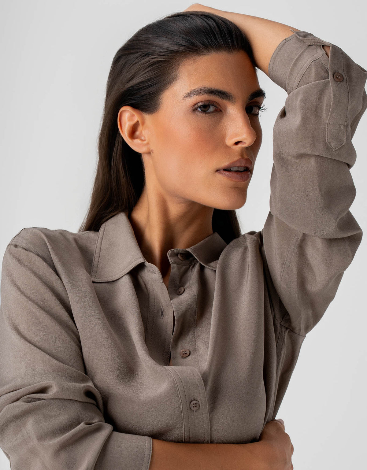 CAMISA CLÁSSICA MADRE REINA SEDA FENDI