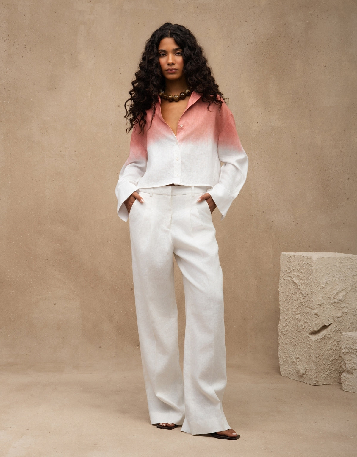 CAMISA CROPPED LINA OMBRÉ MADRE REINA LINHO ROSA ROMÃ