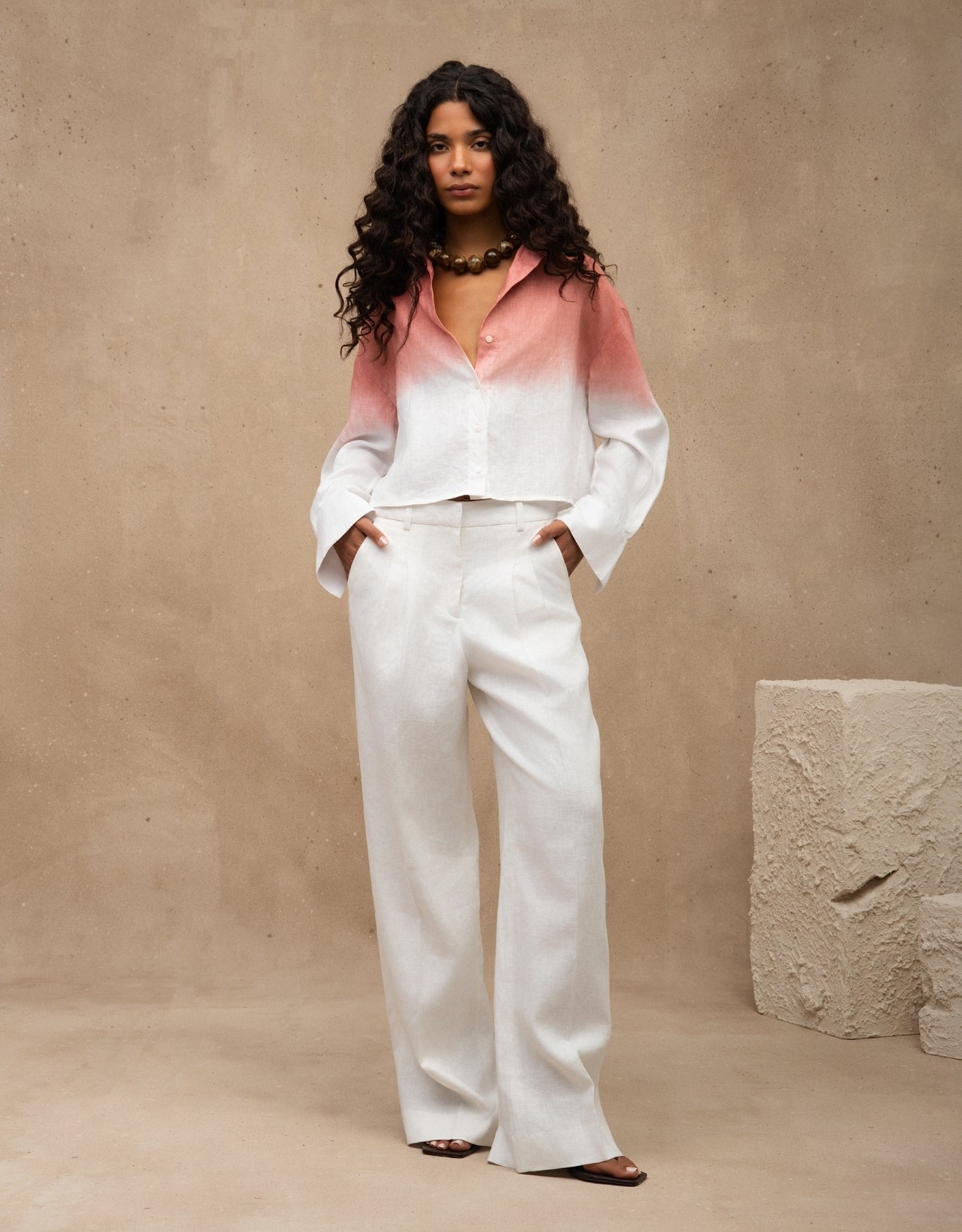 CAMISA CROPPED LINA OMBRÉ MADRE REINA LINHO ROSA ROMÃ