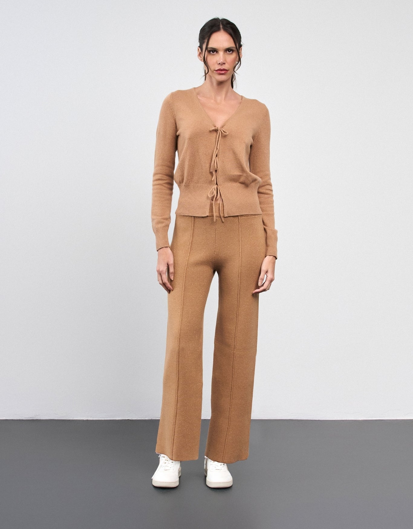 CARDIGAN AMARRAÇÃO MADRE REINA CASHMERE MOCCA