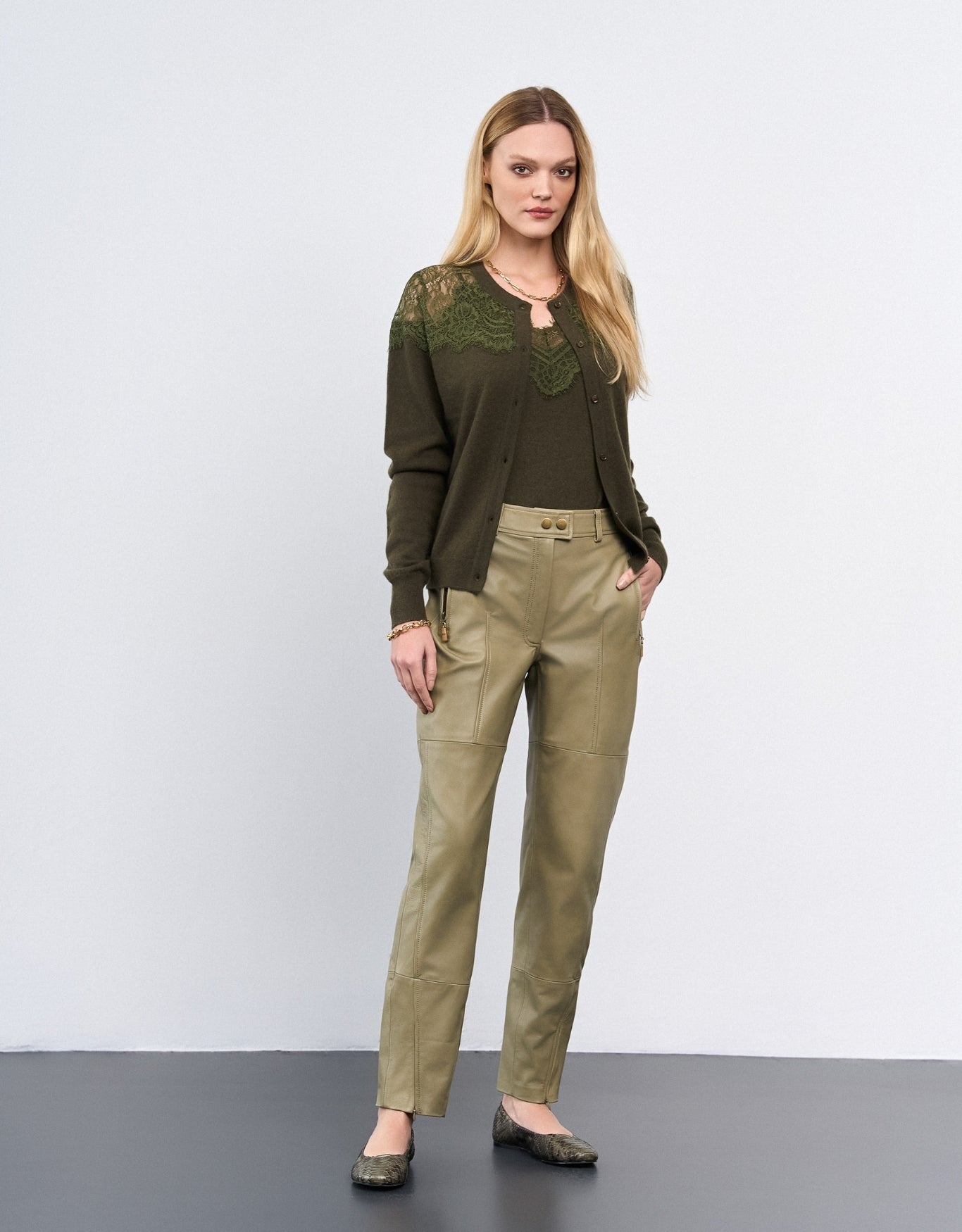 CARDIGAN RENDA MADRE REINA CASHMERE GREIGE