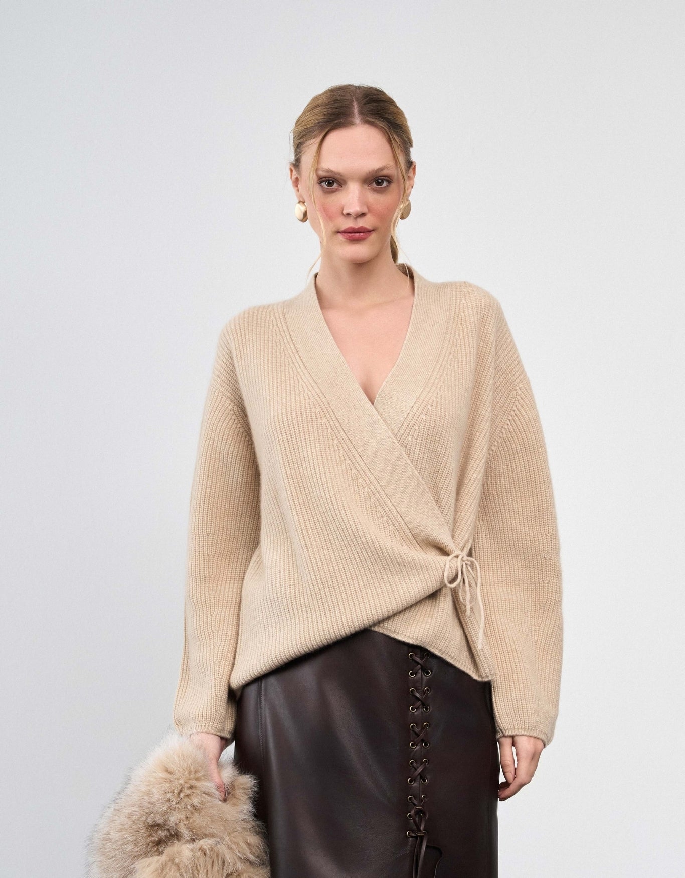 CASACO BETINA MADRE REINA CASHMERE DESERT