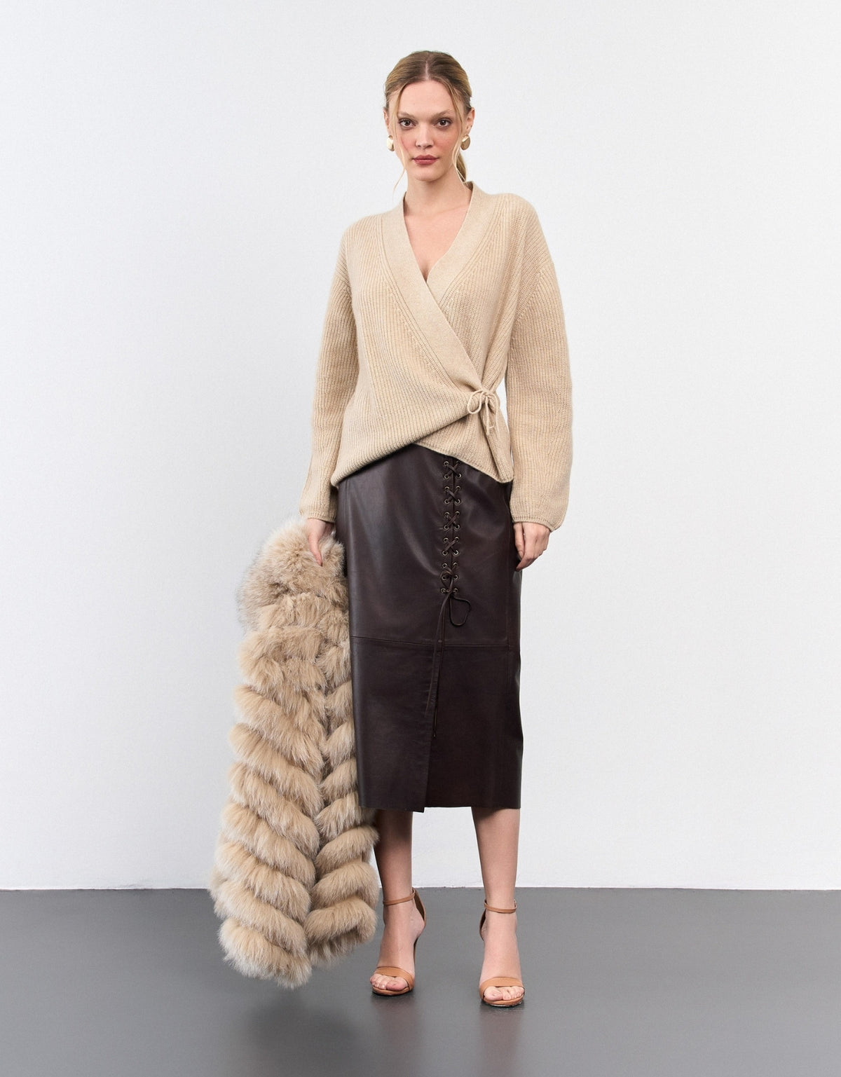 CASACO BETINA MADRE REINA CASHMERE DESERT