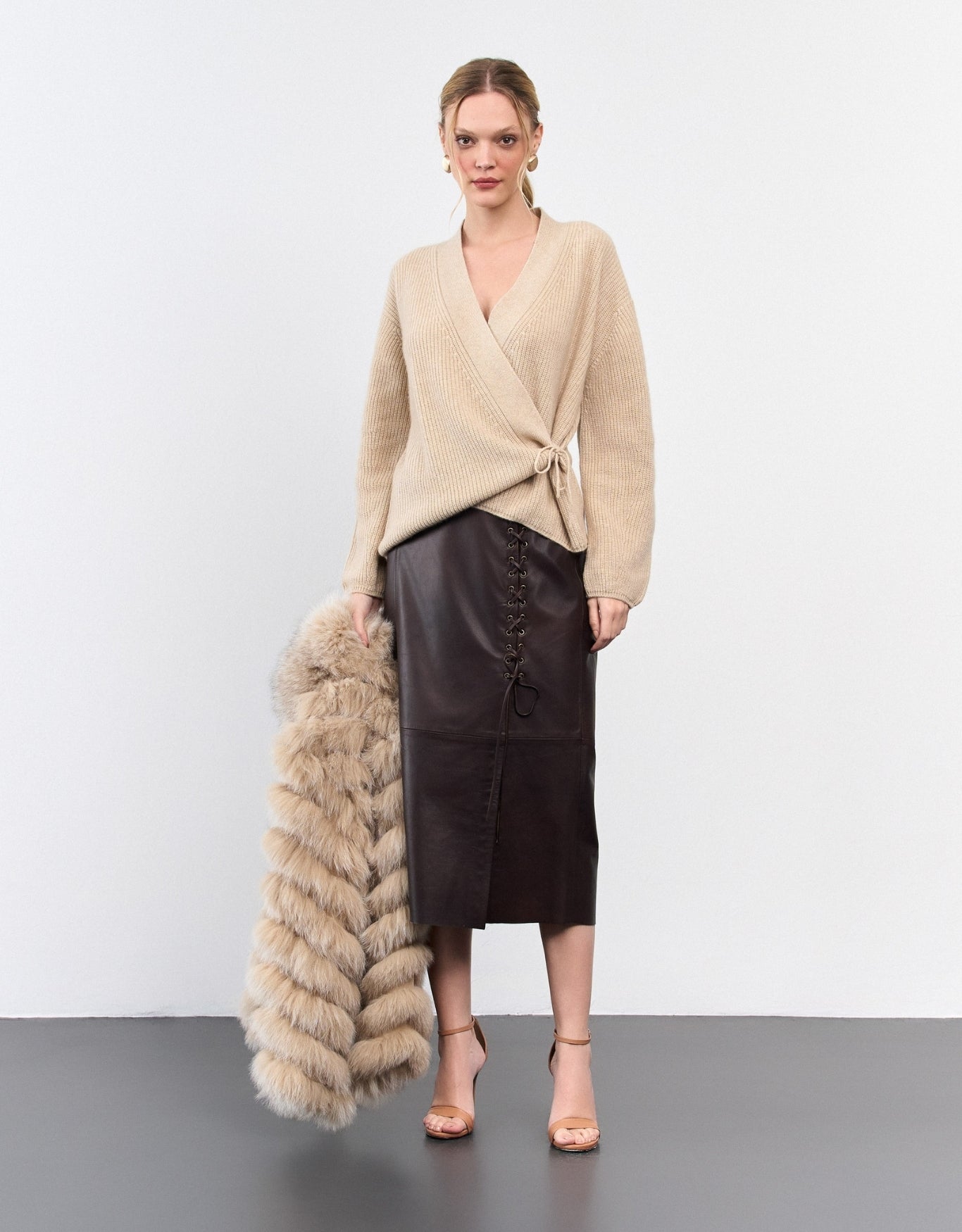 CASACO BETINA MADRE REINA CASHMERE DESERT