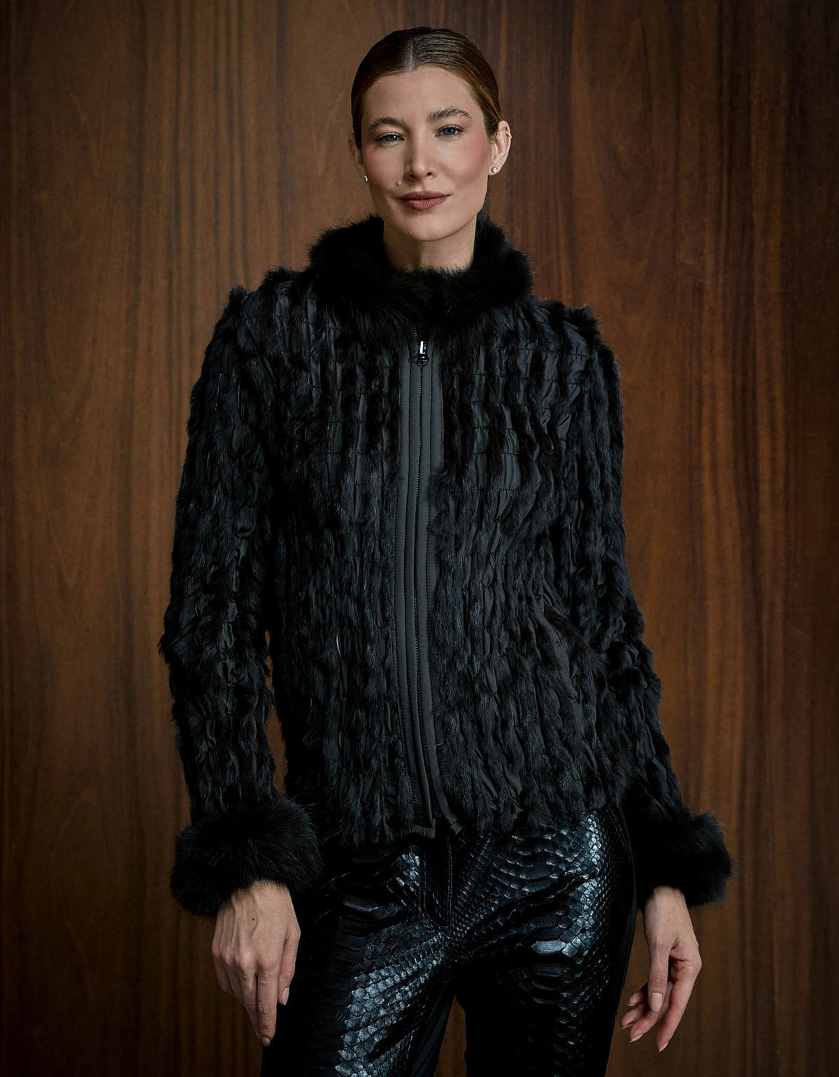 CASACO BIA MADRE REINA PELE PRETO