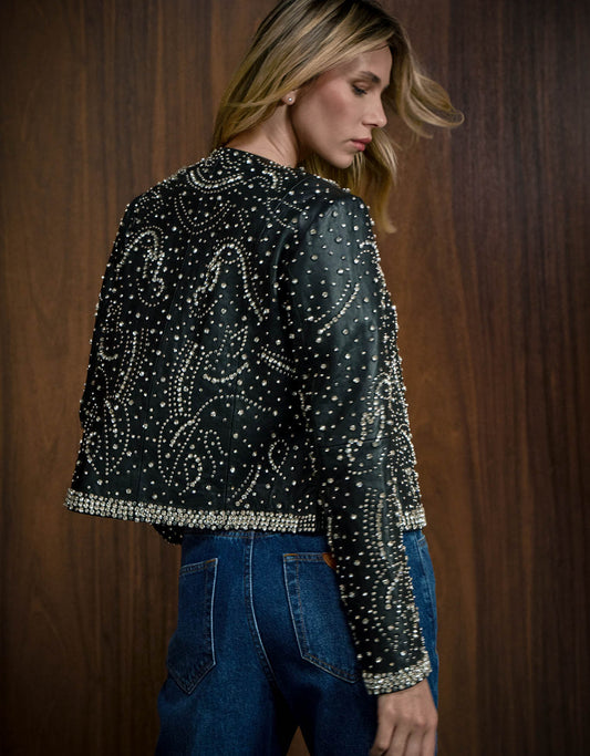 CASACO BORDADO MADRE REINA COURO PRETO