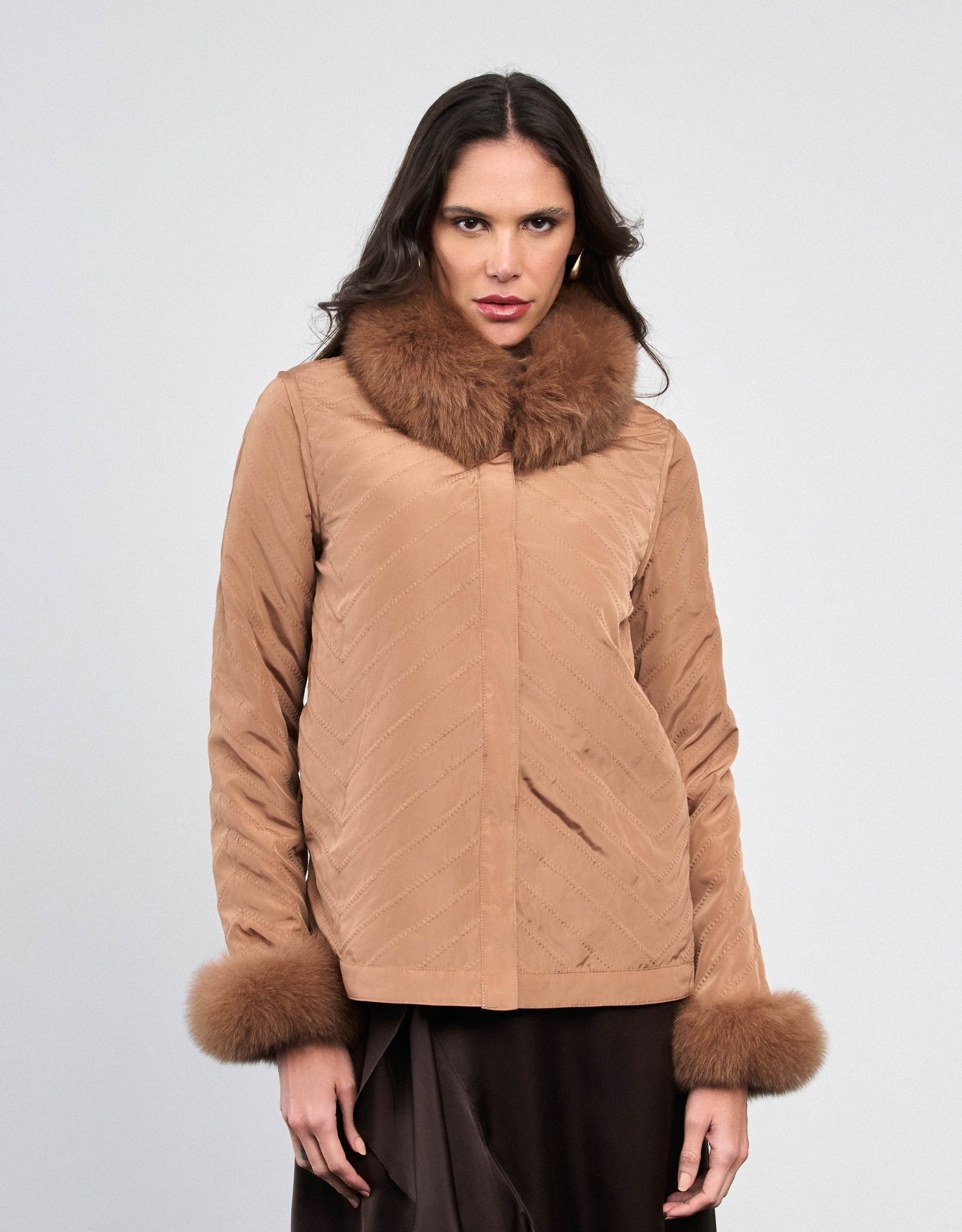 CASACO CHEVRON MADRE REINA PELE MOCCA