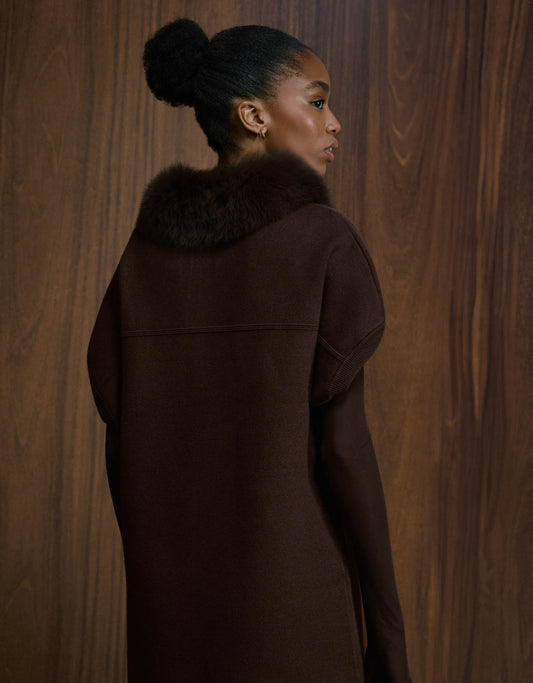 CASACO FOX LONGO MADRE REINA TRICOT COM PELE MADEIRA