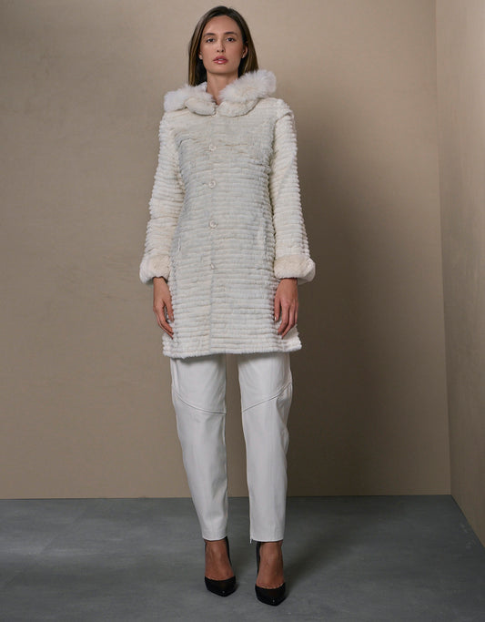 CASACO MARGO REVERSÍVEL MADRE REINA PELE OFF WHITE