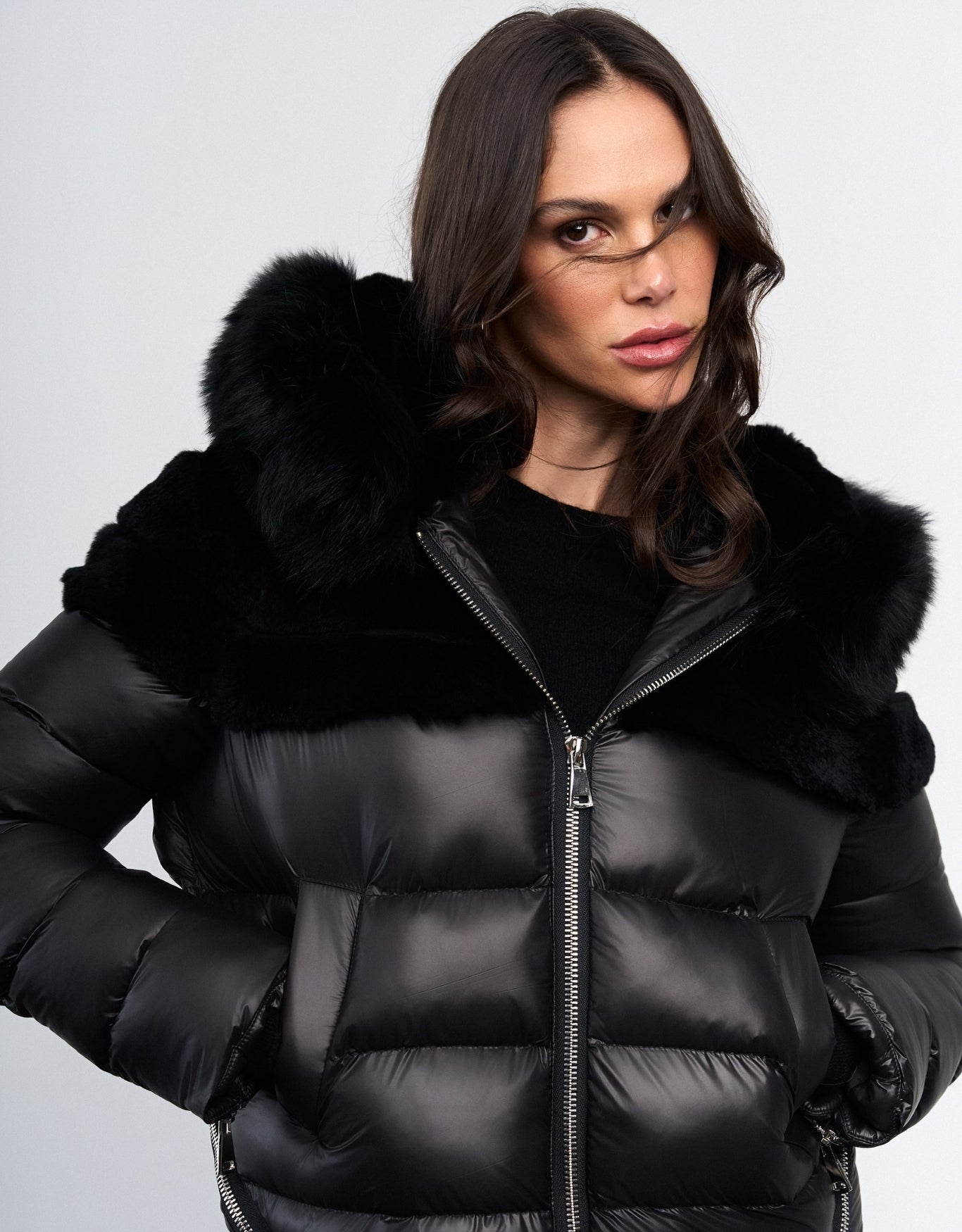 CASACO SARAH MADRE REINA NYLON PRETO