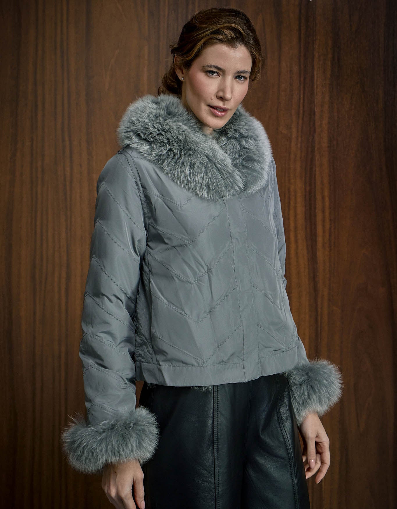 CASACO SILK BOTÕES REVERSÍVEL MADRE REINA PELE CINZA ESTANHO