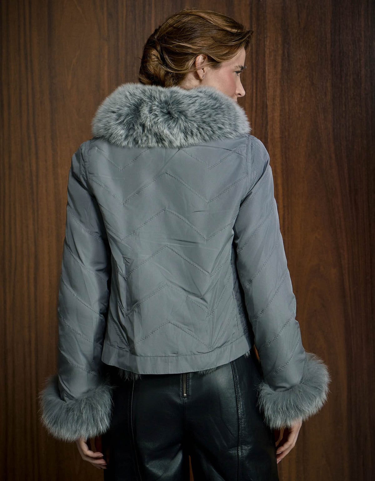 CASACO SILK BOTÕES REVERSÍVEL MADRE REINA PELE CINZA ESTANHO