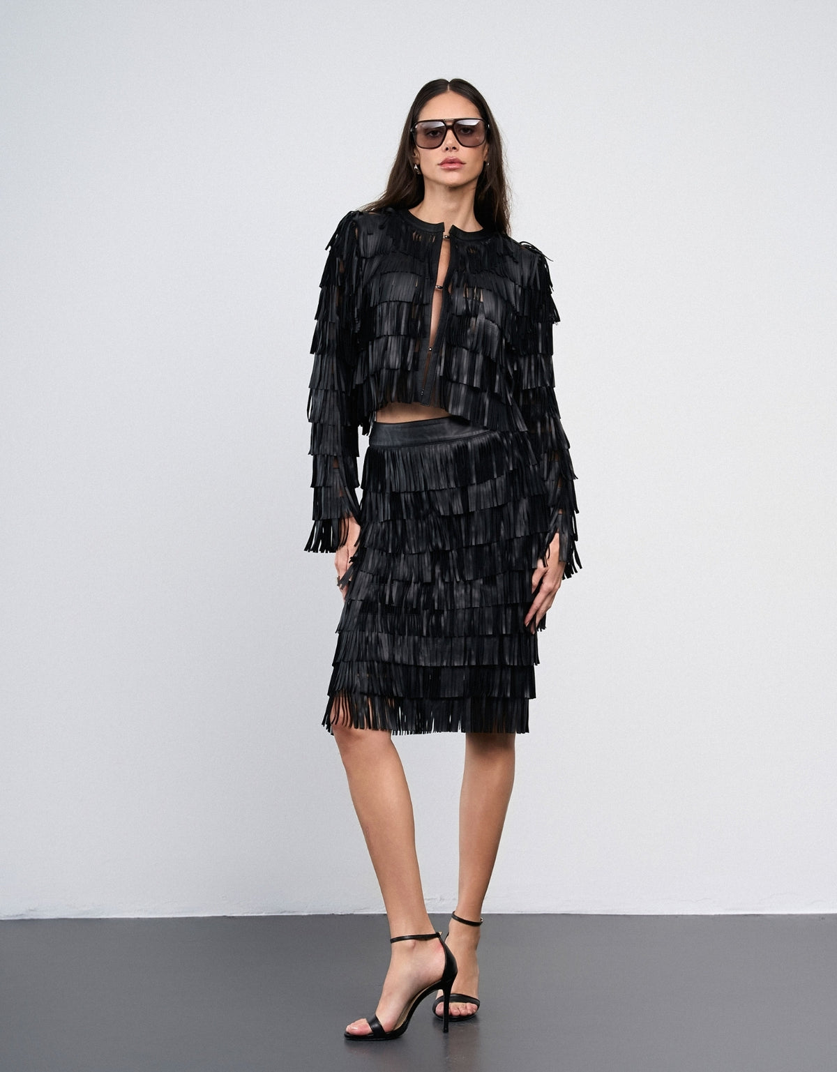 CASAQUETO  ABIGAIL MADRE REINA COURO PRETO