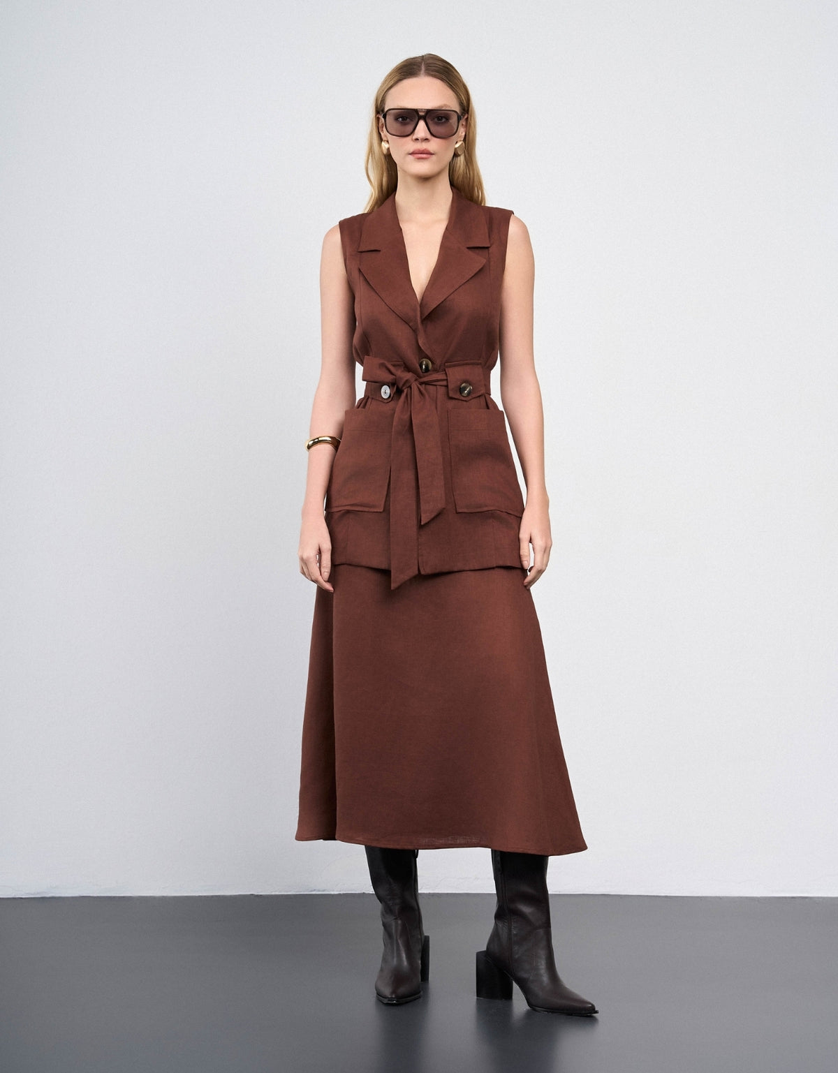 COLETE ANNA MADRE REINA LINHO COFFEE