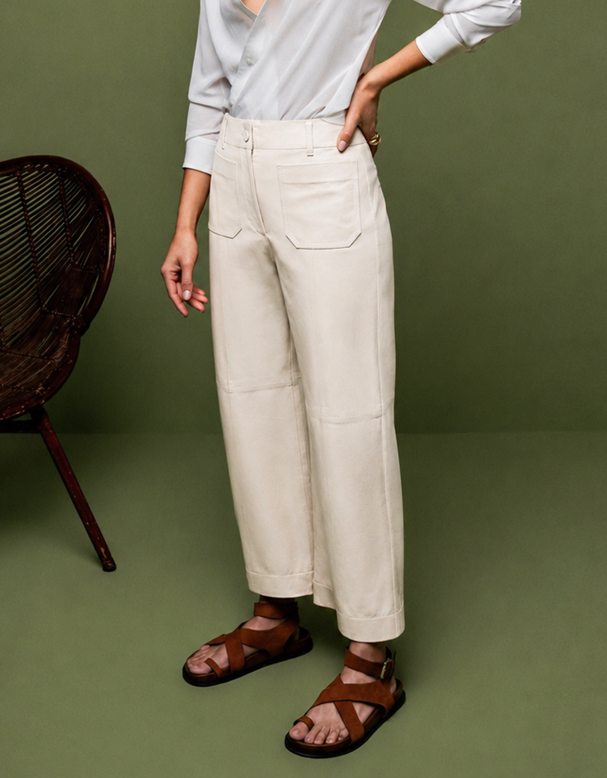 CALÇA MARIA CAPRI MADRE REINA COURO CREMA