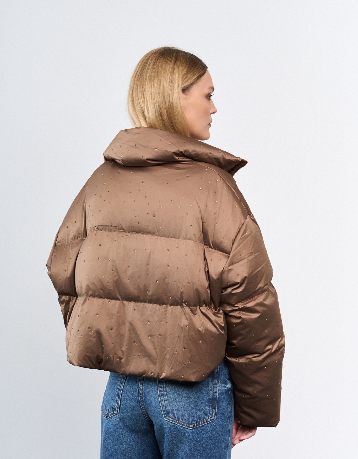 JAQUETA  AGATHA MADRE REINA NYLON MOCCA