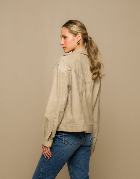 JAQUETA GIULIA MADRE REINA COURO NOZES DENIM