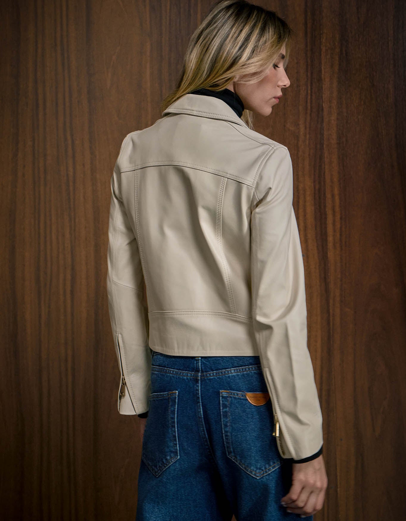 JAQUETA MARTINA PERFECTO MADRE REINA COURO OFF WHITE