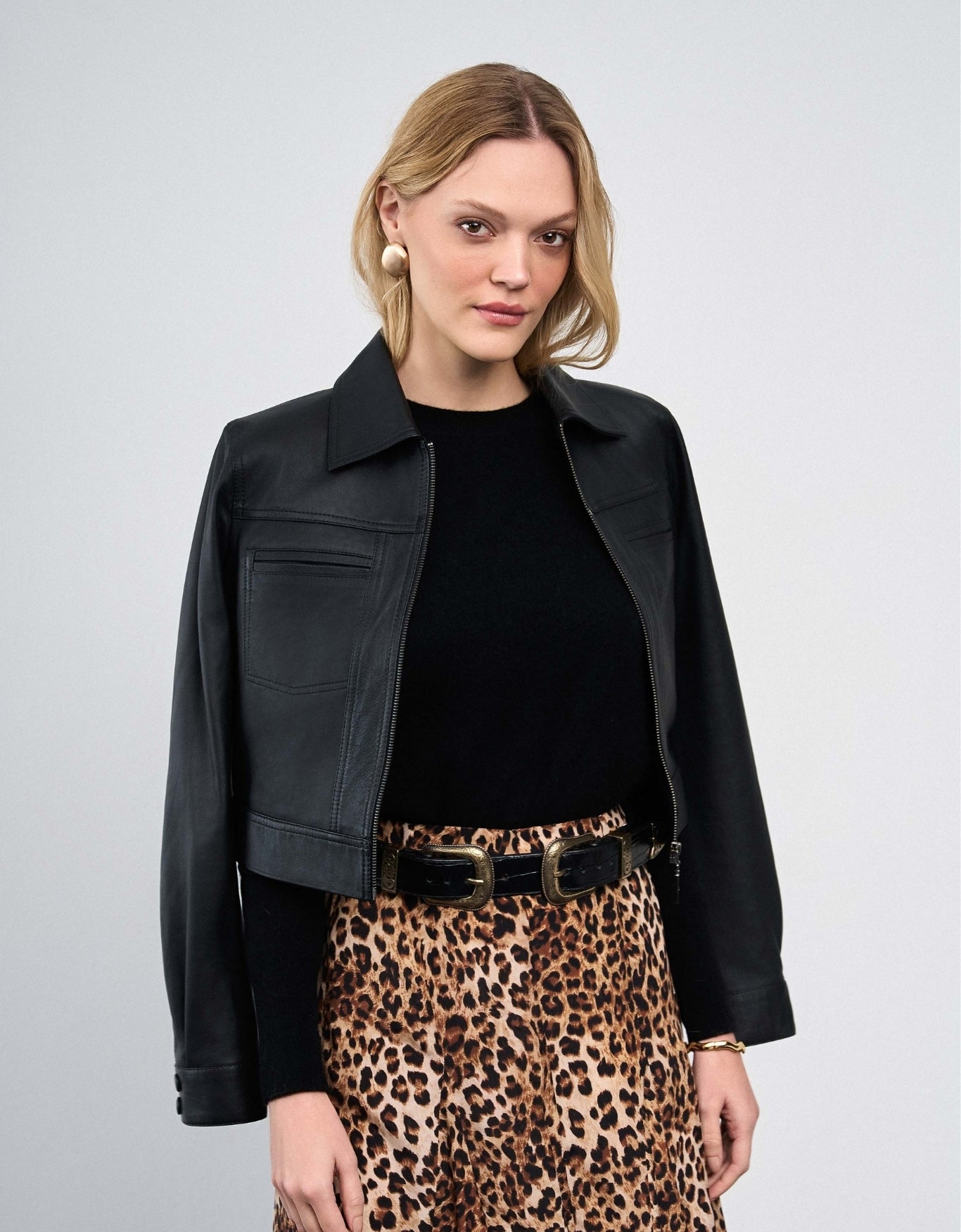 JAQUETA MEL MADRE REINA COURO PRETO