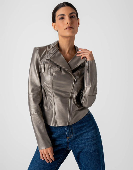 JAQUETA SUMMER MADRE REINA COURO FENDI PEROLADO