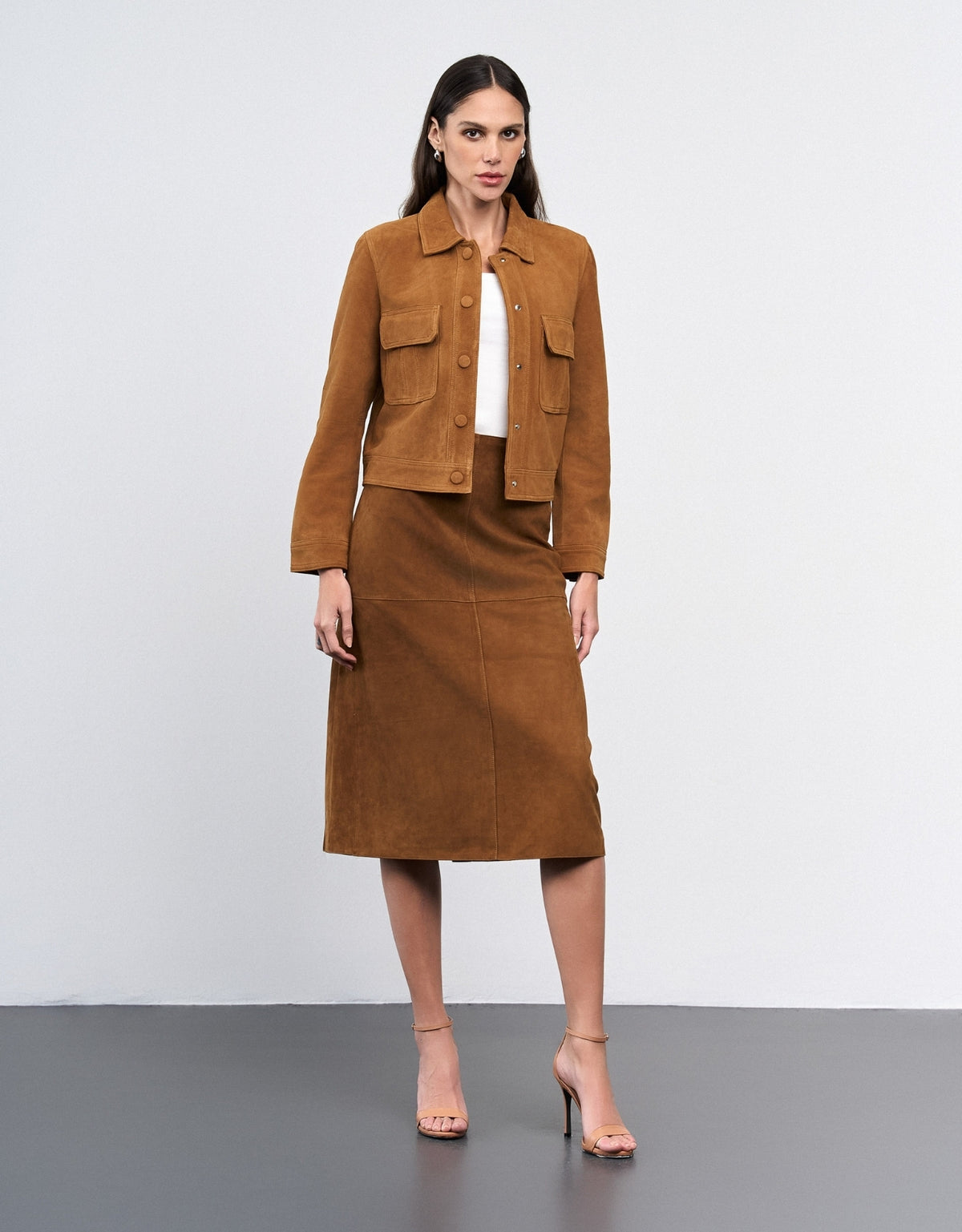 JAQUETA VALEN MADRE REINA COURO CAMEL