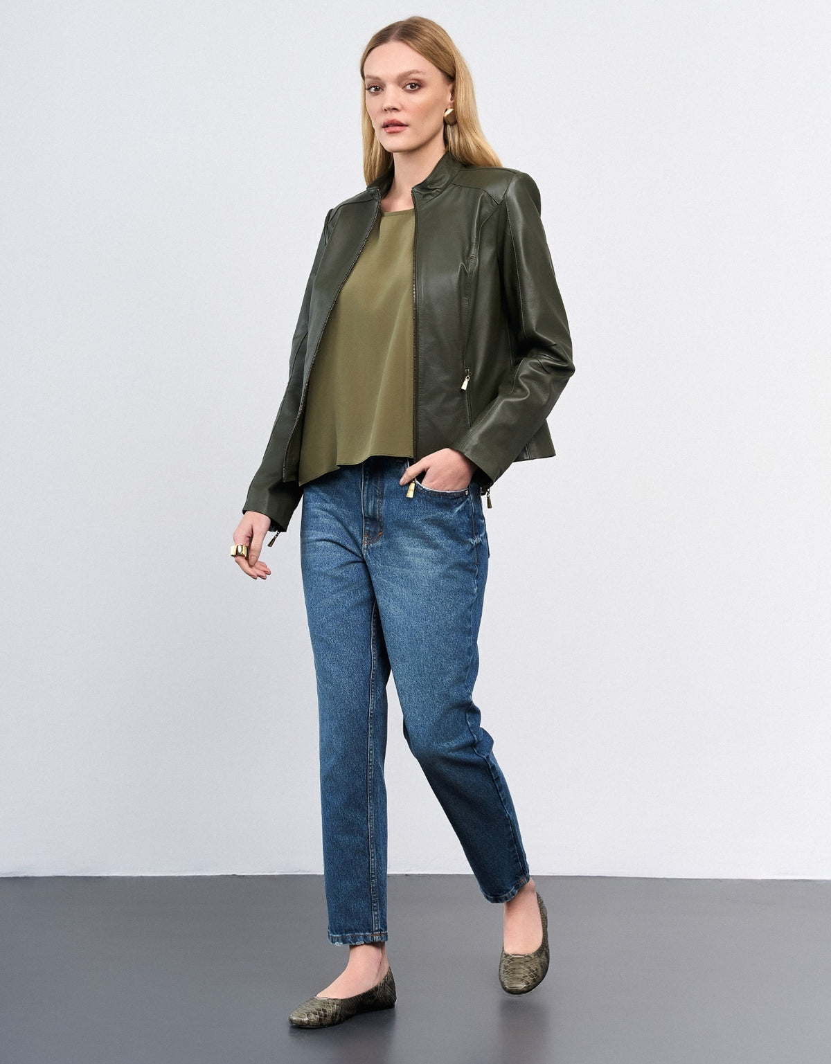 JAQUETA VERÔNICA MADRE REINA COURO DARK MOSS