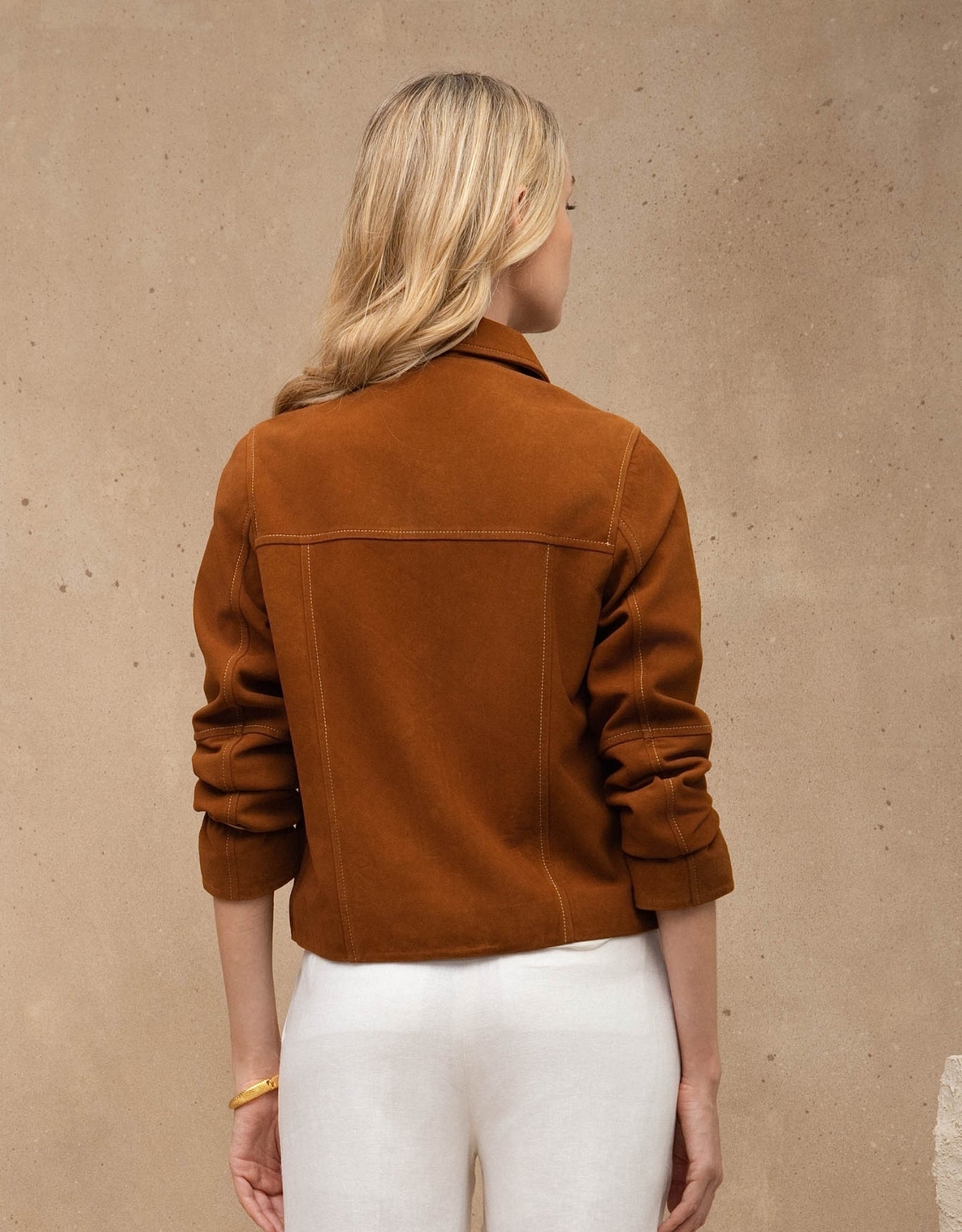 JAQUETA VITÓRIA MADRE REINA CHAMOIS CARAMELO