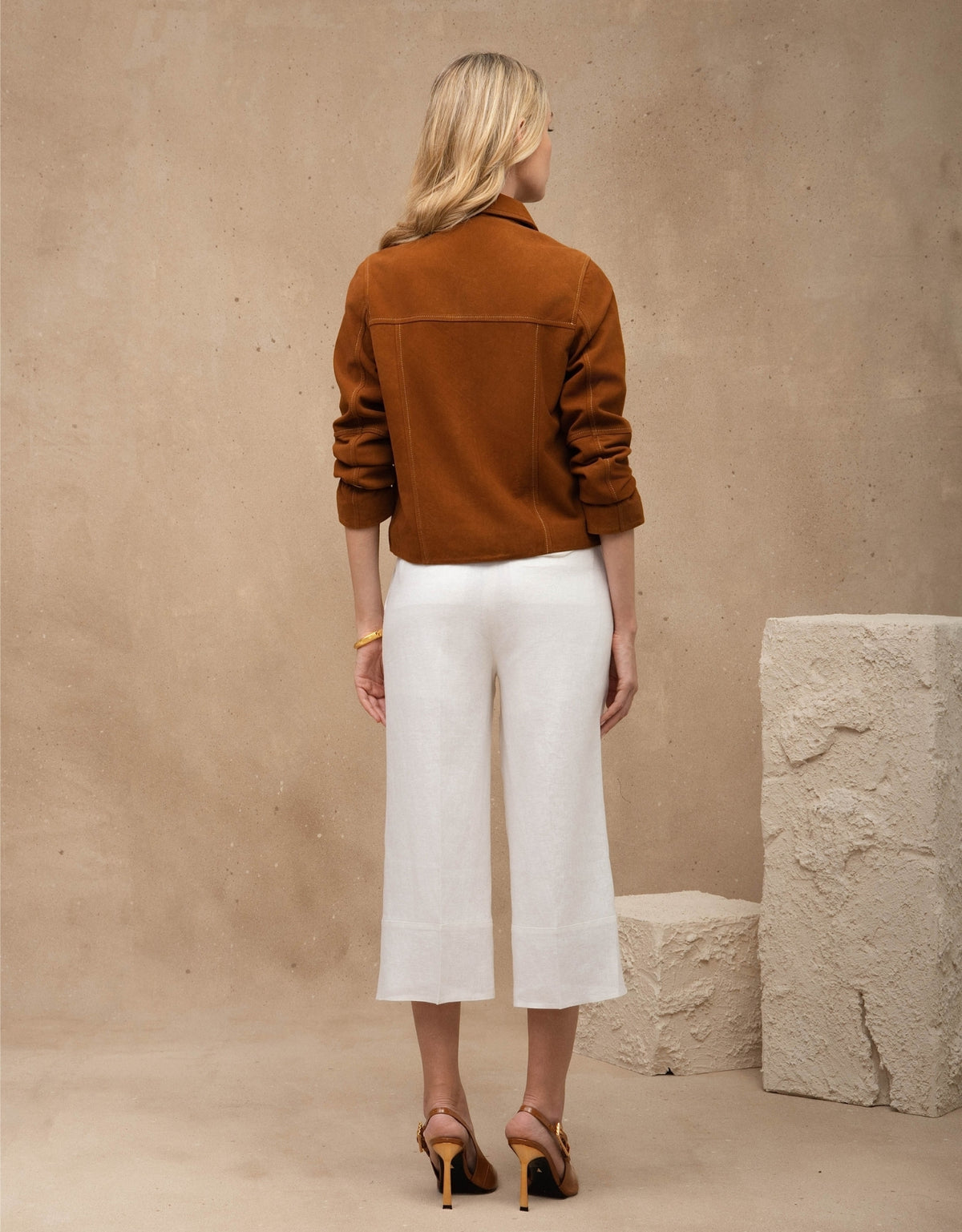 JAQUETA VITÓRIA MADRE REINA CHAMOIS CARAMELO