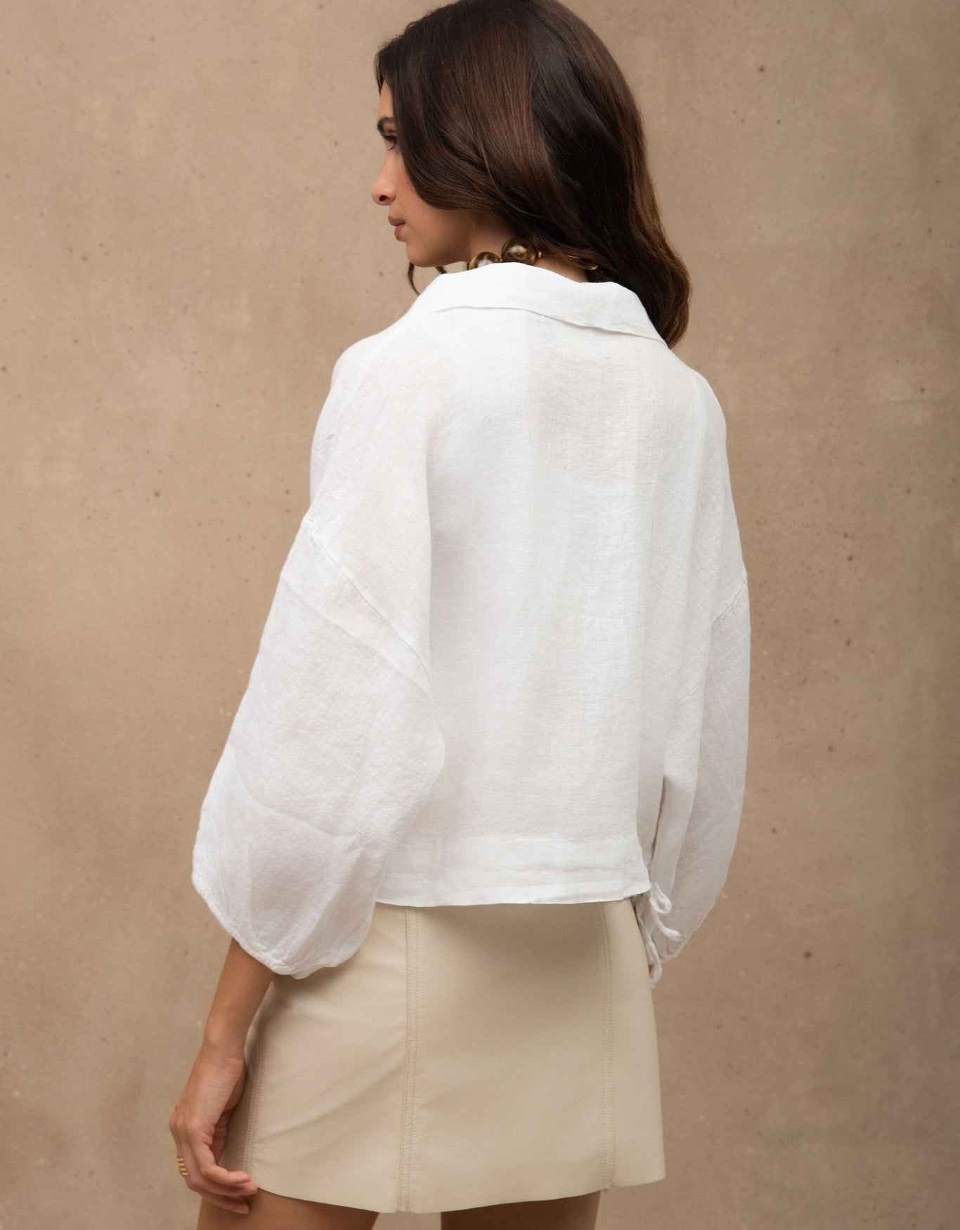 JAQUETA ZÍPER MADRE REINA LINHO BRANCO