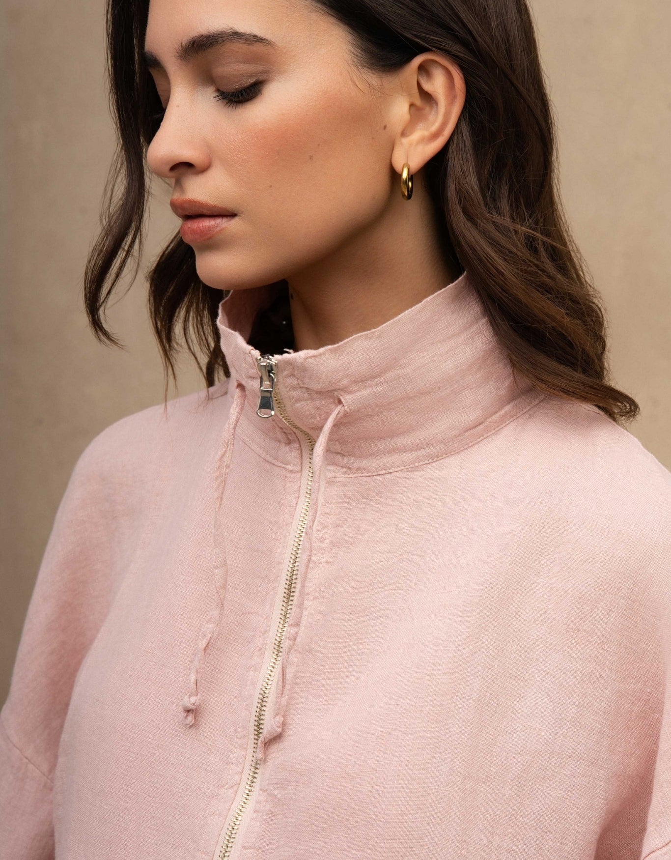 JAQUETA ZÍPER MADRE REINA LINHO ROSA PÓ