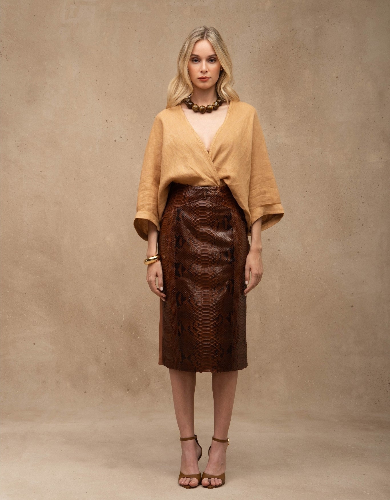 KIMONO ISABELA MADRE REINA LINHO CAQUI